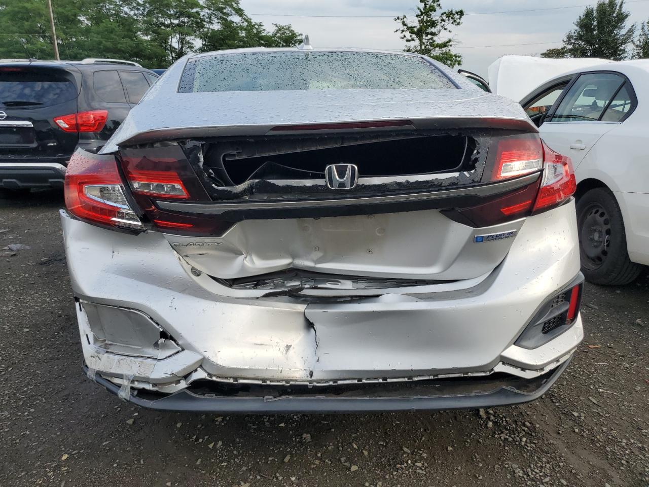 2018 Honda Clarity VIN: JHMZC5F1XJC018841 Lot: 62810664