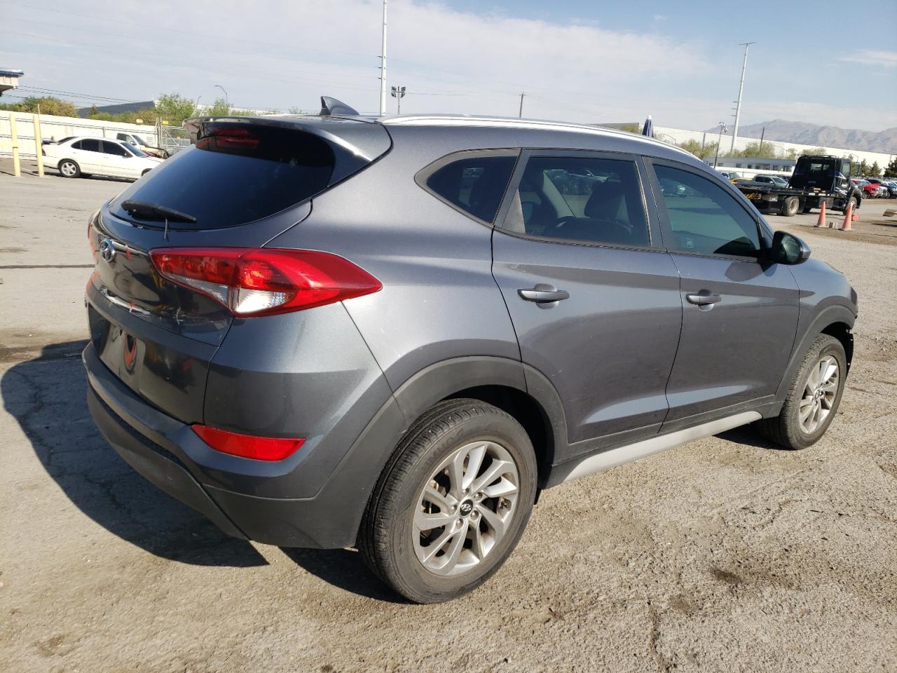 2018 Hyundai Tucson - Image 3