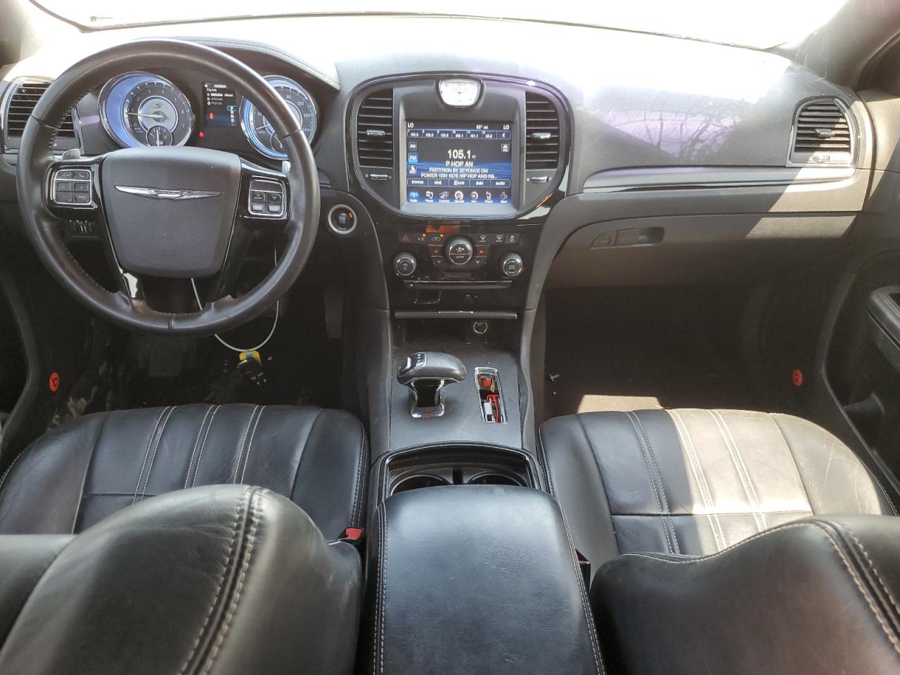 2014 Chrysler 300 - Image 8
