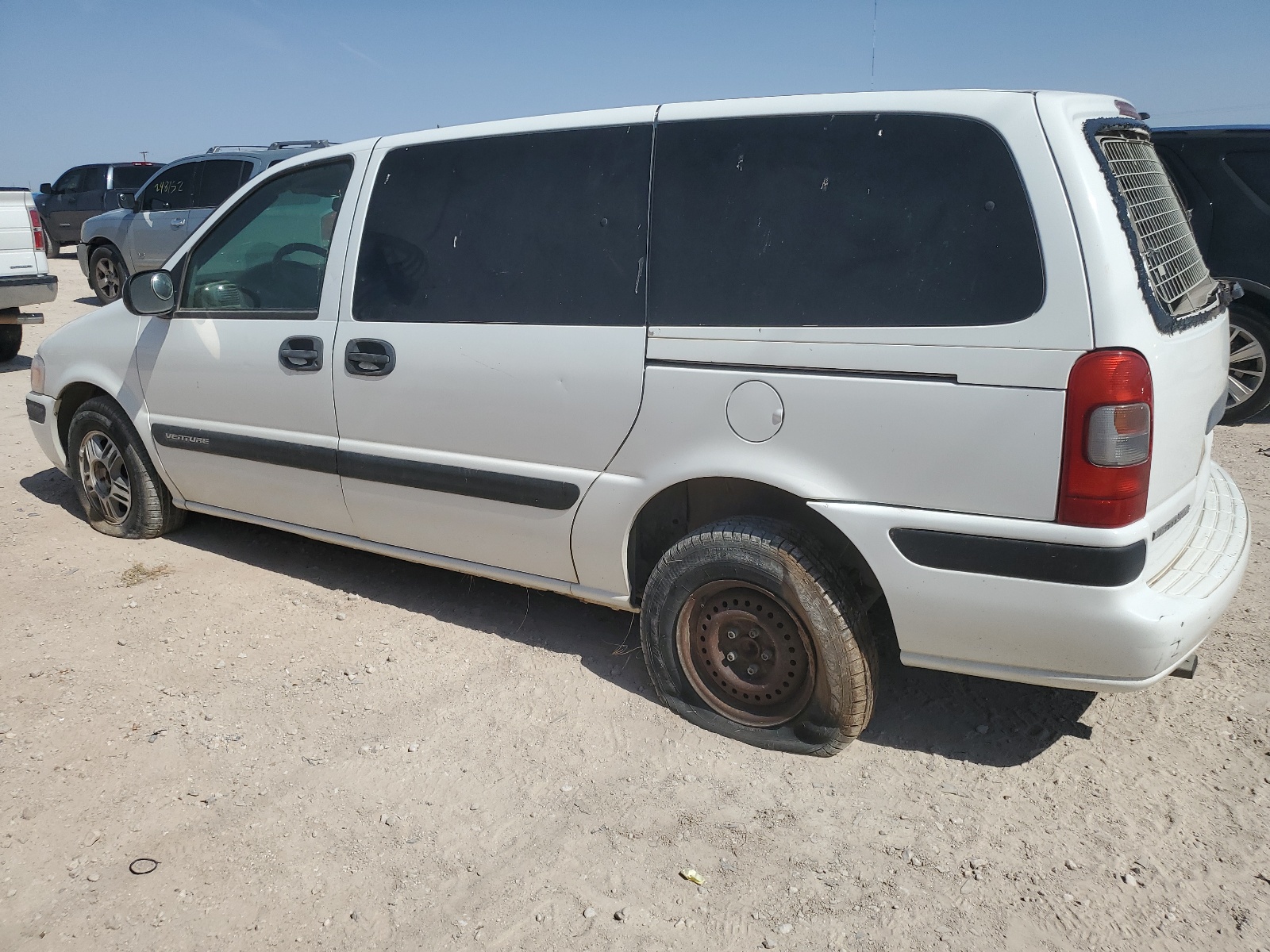 1GBDX23E63D208143 2003 Chevrolet Venture Incomplete