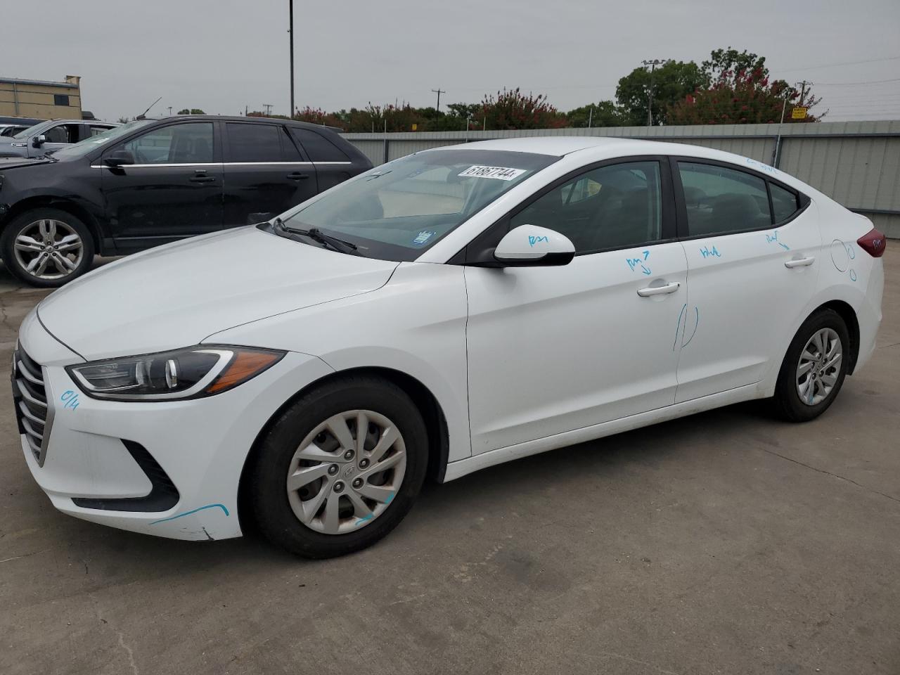 5NPD74LF5HH127376 2017 HYUNDAI ELANTRA - Image 1