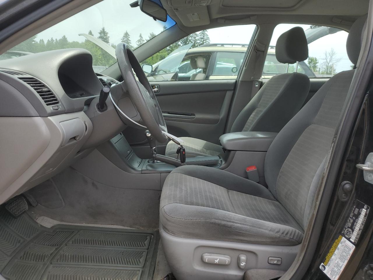 2005 Toyota Camry Le VIN: 4T1BE32K15U606154 Lot: 62480644