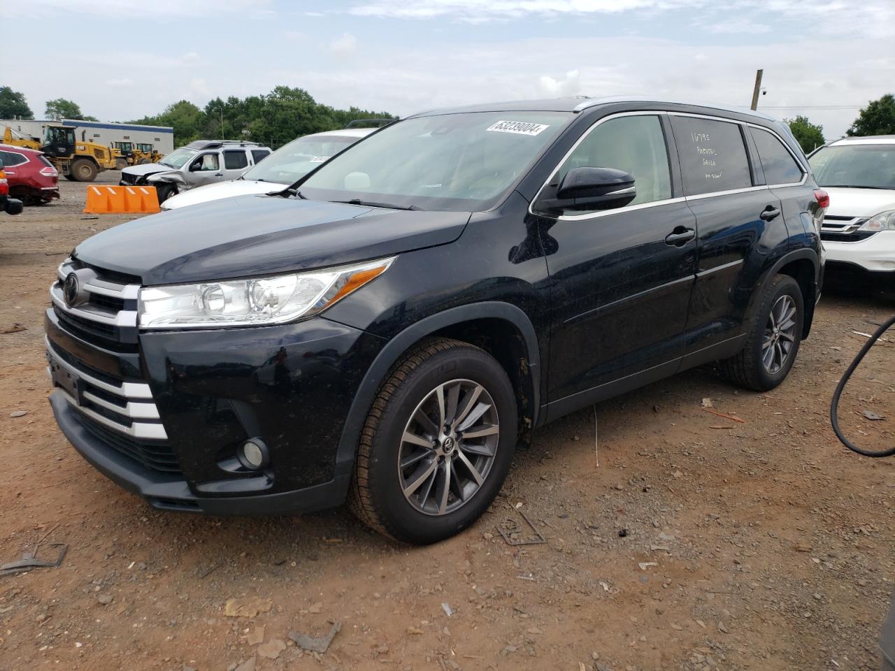 5TDJZRFH0KS920707 2019 TOYOTA HIGHLANDER - Image 1