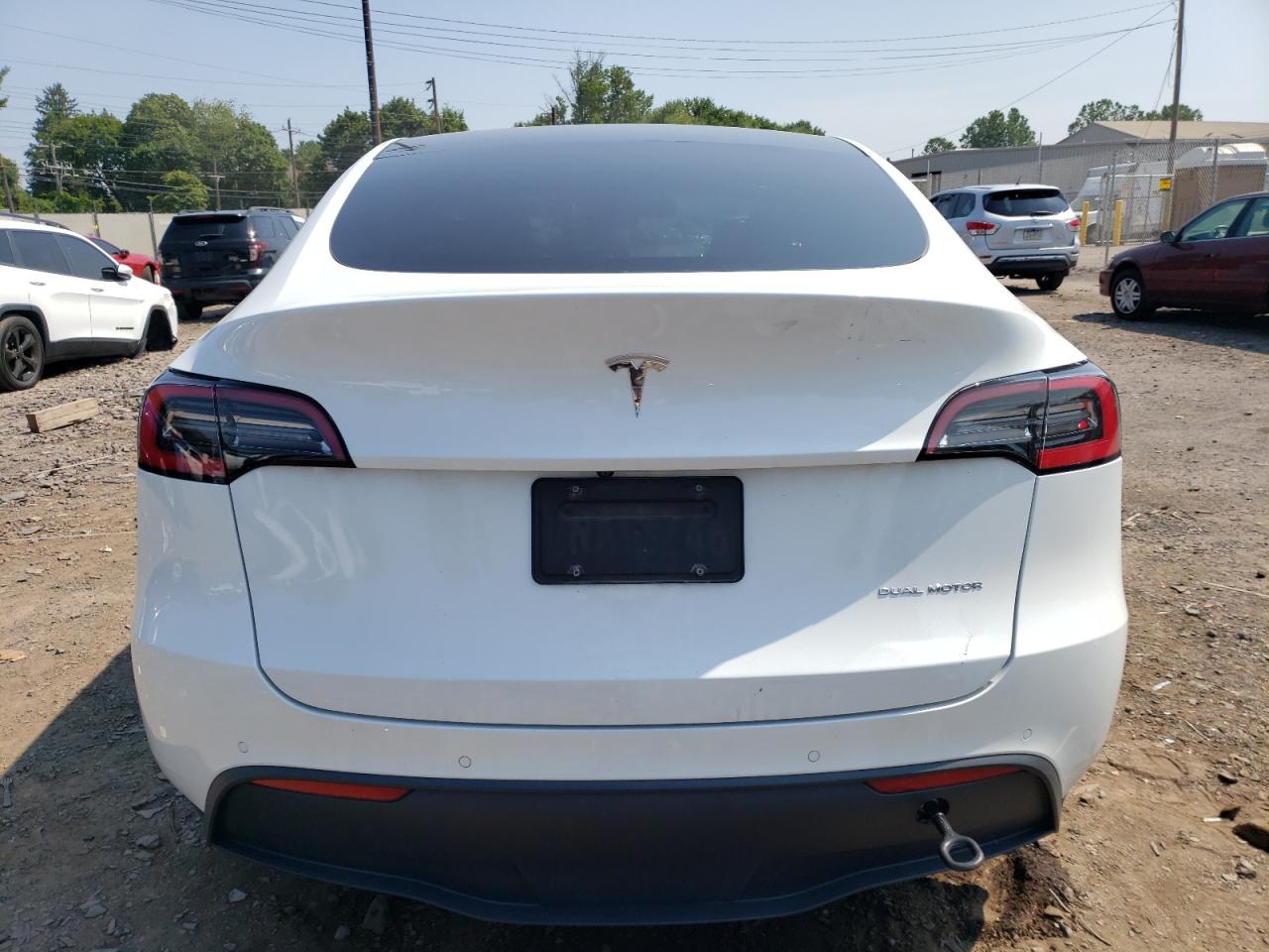 2021 Tesla Model Y VIN: 5YJYGDEEXMF085253 Lot: 62912104