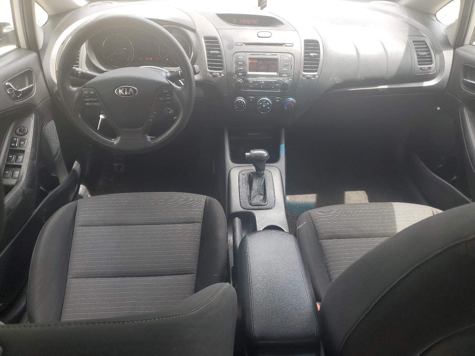 KNAFX4A60F5427607 2015 Kia Forte Lx