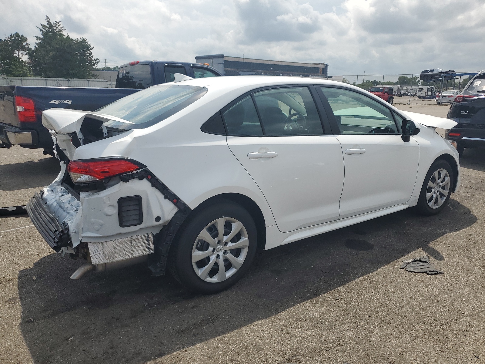 2024 Toyota Corolla Le vin: 5YFB4MDE2RP142671