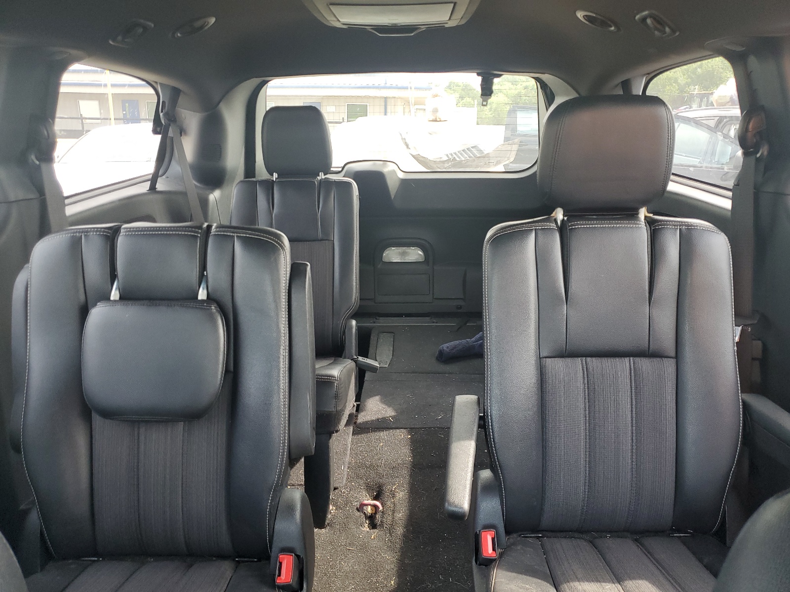 2C4RC1HG3ER177922 2014 Chrysler Town & Country S