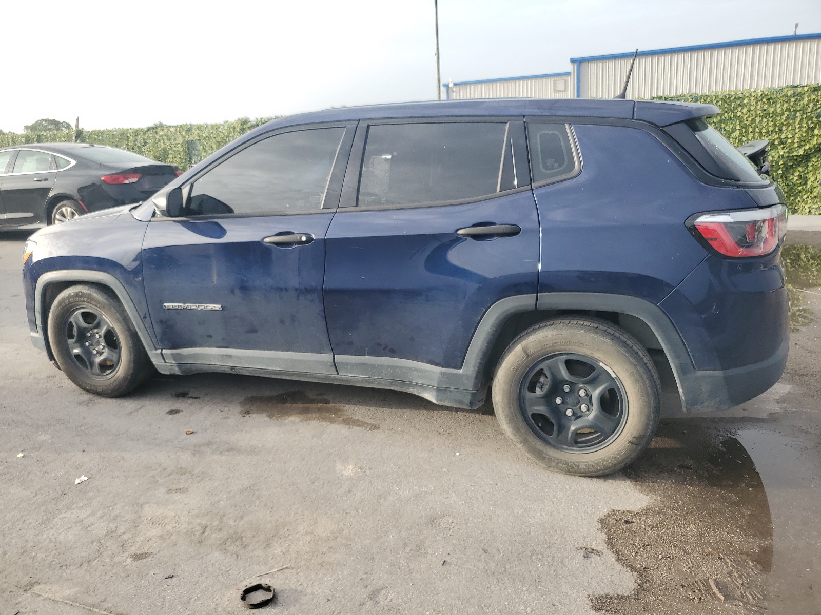 2018 Jeep Compass Sport vin: 3C4NJCAB1JT250890