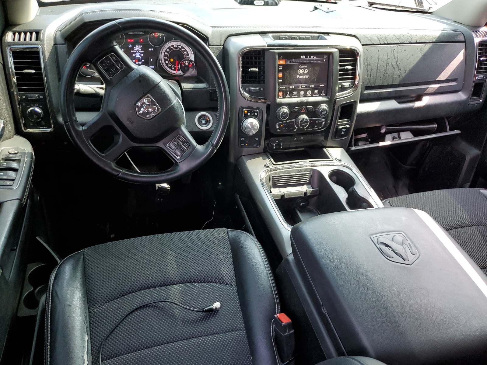 1C6RR7HT6HS743208 2017 Ram 1500 Sport