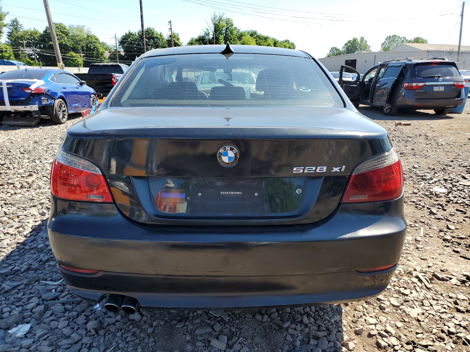 WBANV13548CZ51541 2008 BMW 528 Xi