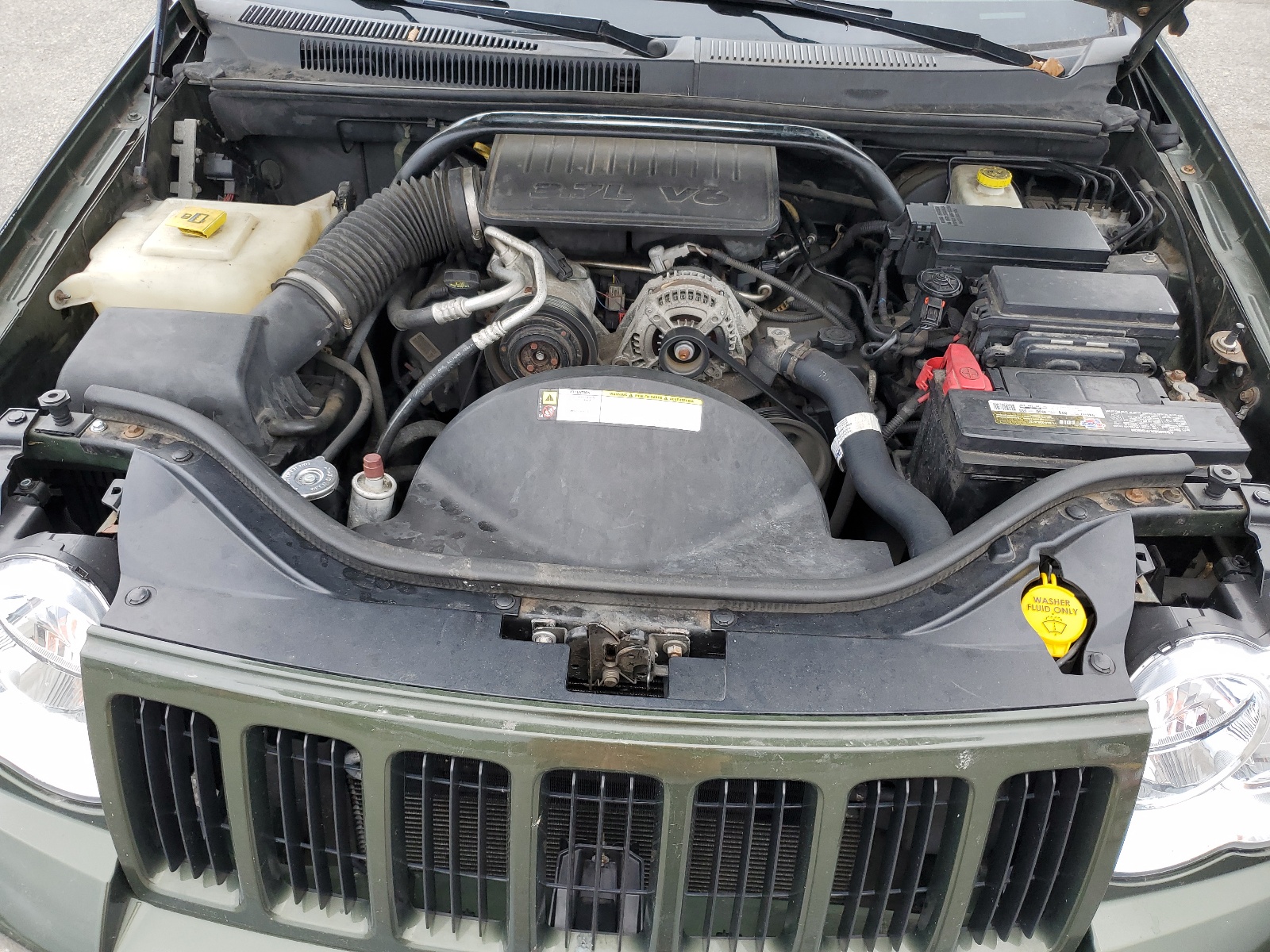 1J8GR48KX8C185792 2008 Jeep Grand Cherokee Laredo