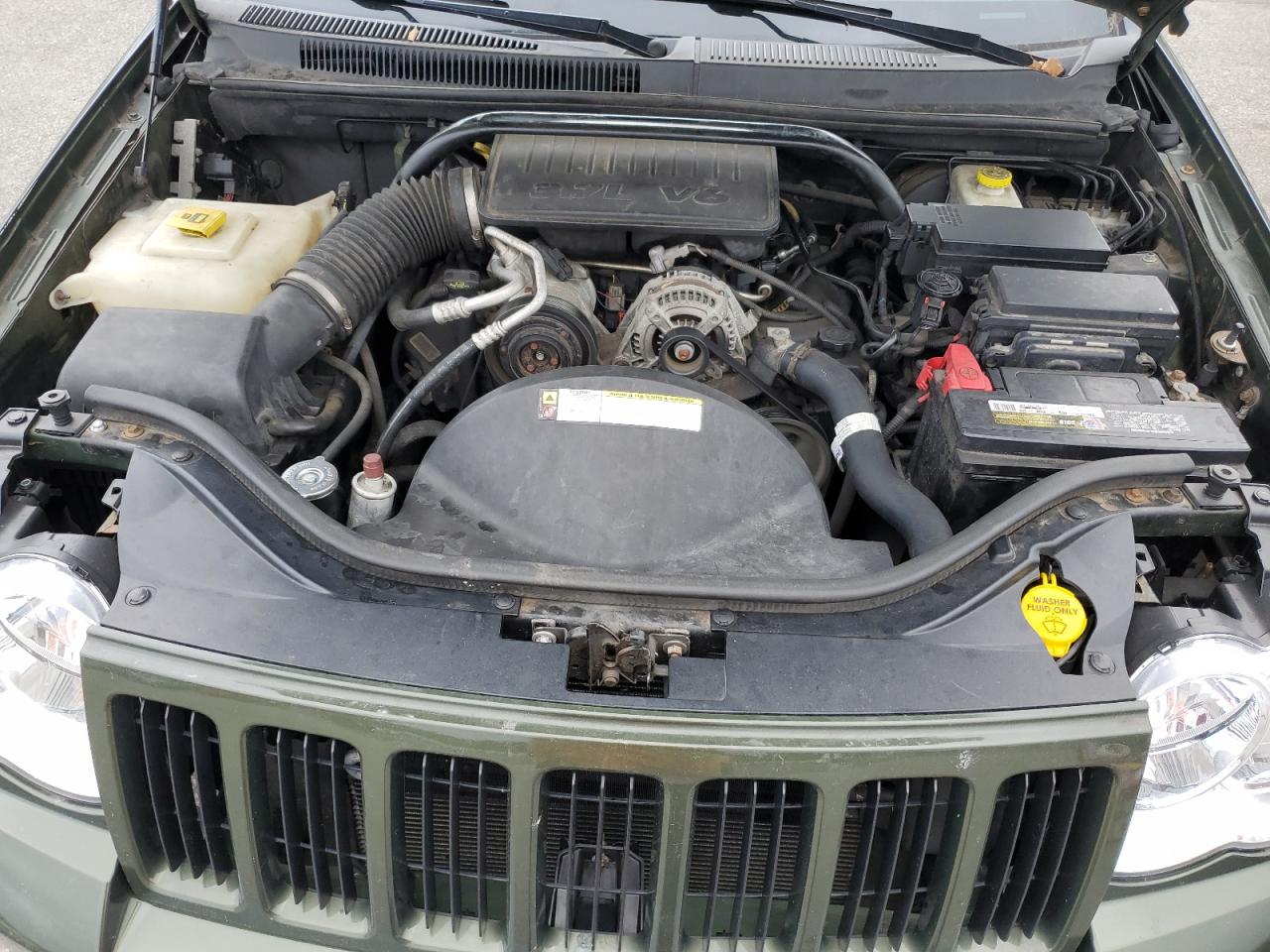 2008 Jeep Grand Cherokee Laredo VIN: 1J8GR48KX8C185792 Lot: 65421684