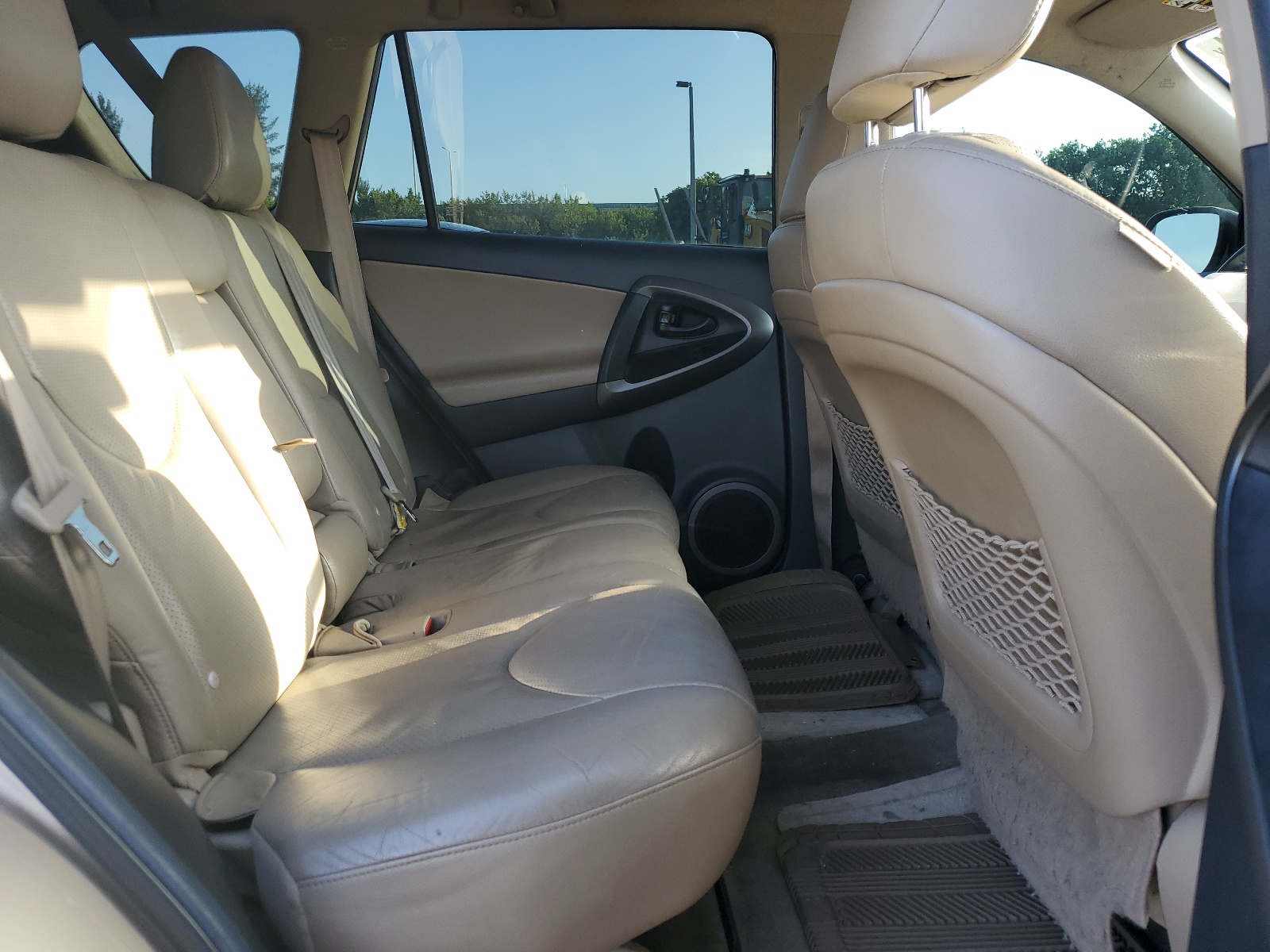 2T3YF4DV7BW106152 2011 Toyota Rav4 Limited