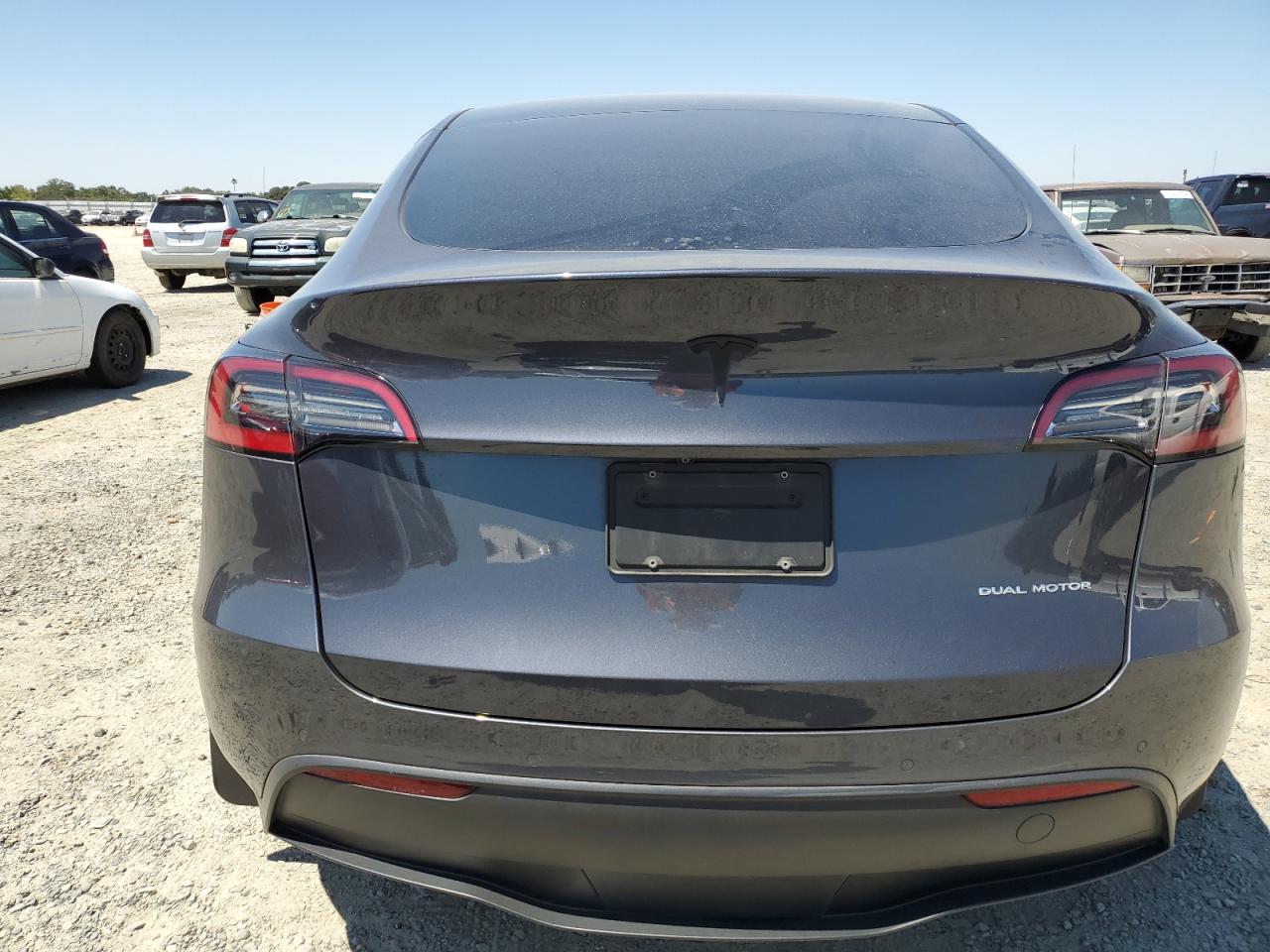 5YJYGAEE9MF285880 Tesla Model Y  6