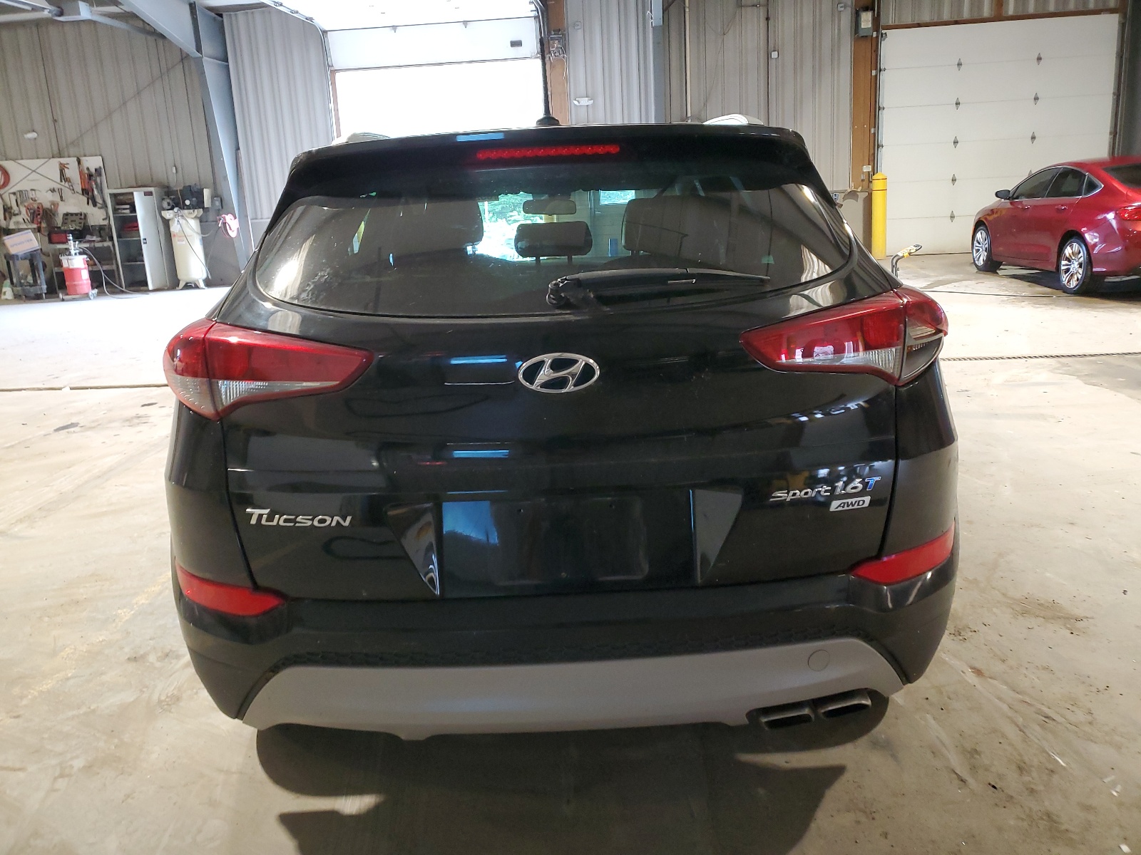KM8J3CA21HU284705 2017 Hyundai Tucson Limited