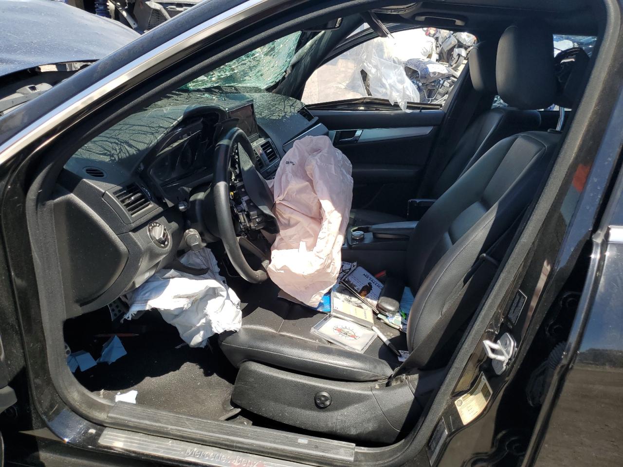 2010 Mercedes-Benz C 300 VIN: WDDGF5EB7AR117744 Lot: 62074324