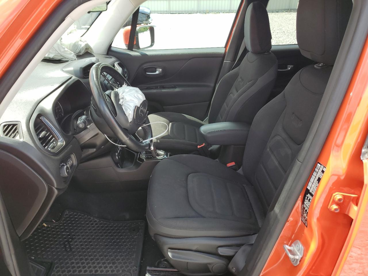 2017 Jeep Renegade Latitude VIN: ZACCJBBB8HPF29108 Lot: 63847444