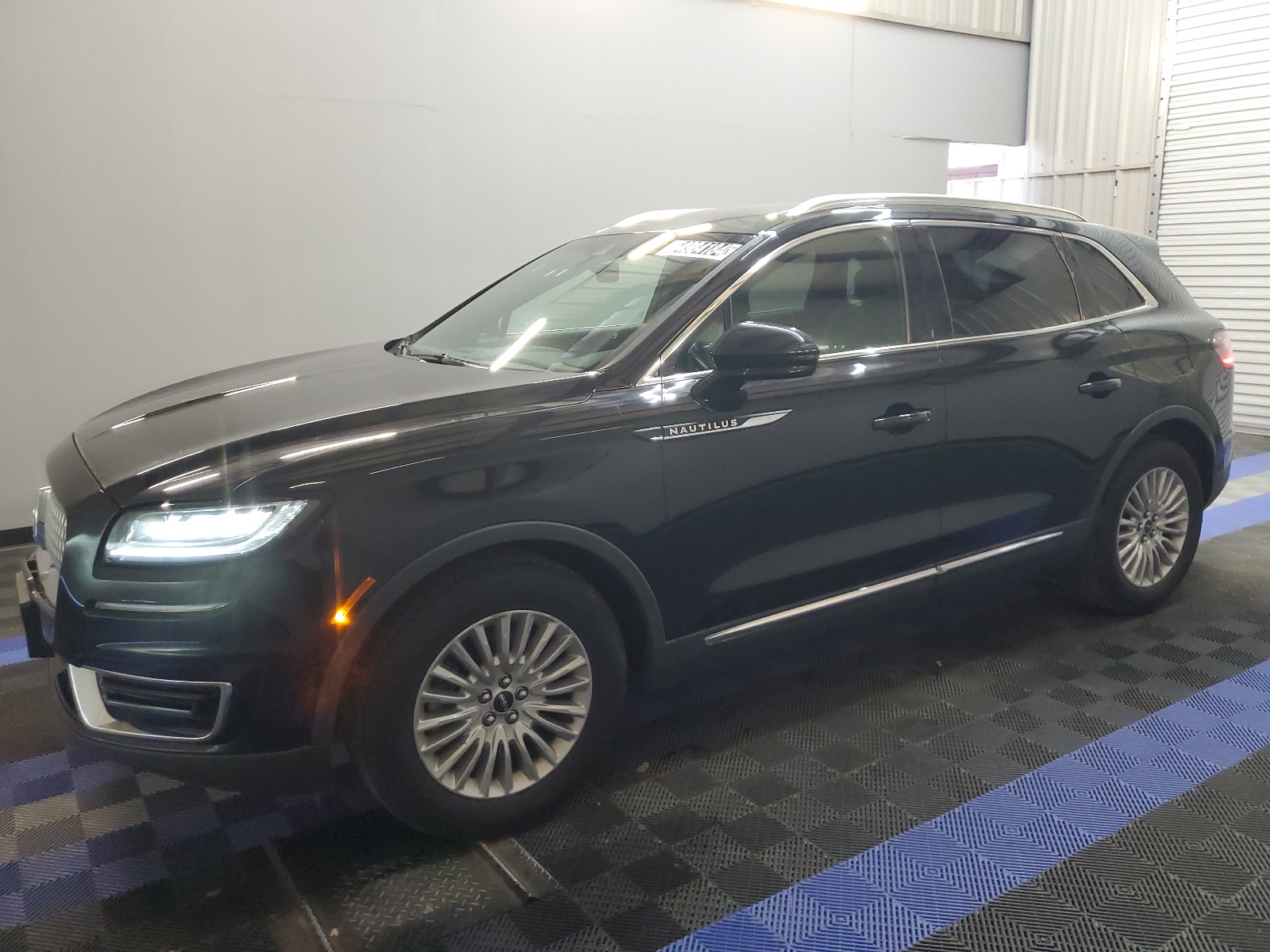 2019 Lincoln Nautilus vin: 2LMPJ6J99KBL48473