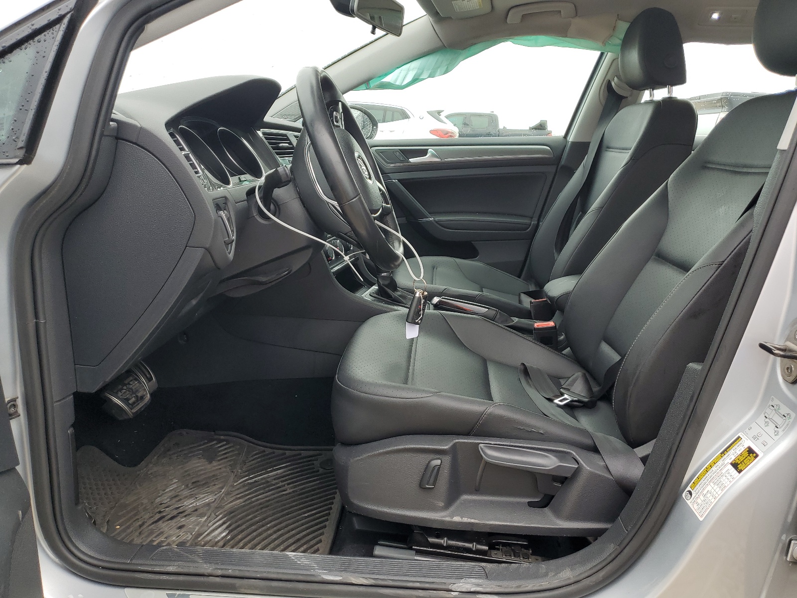 3VWH17AU9HM511772 2017 Volkswagen Golf Alltrack S