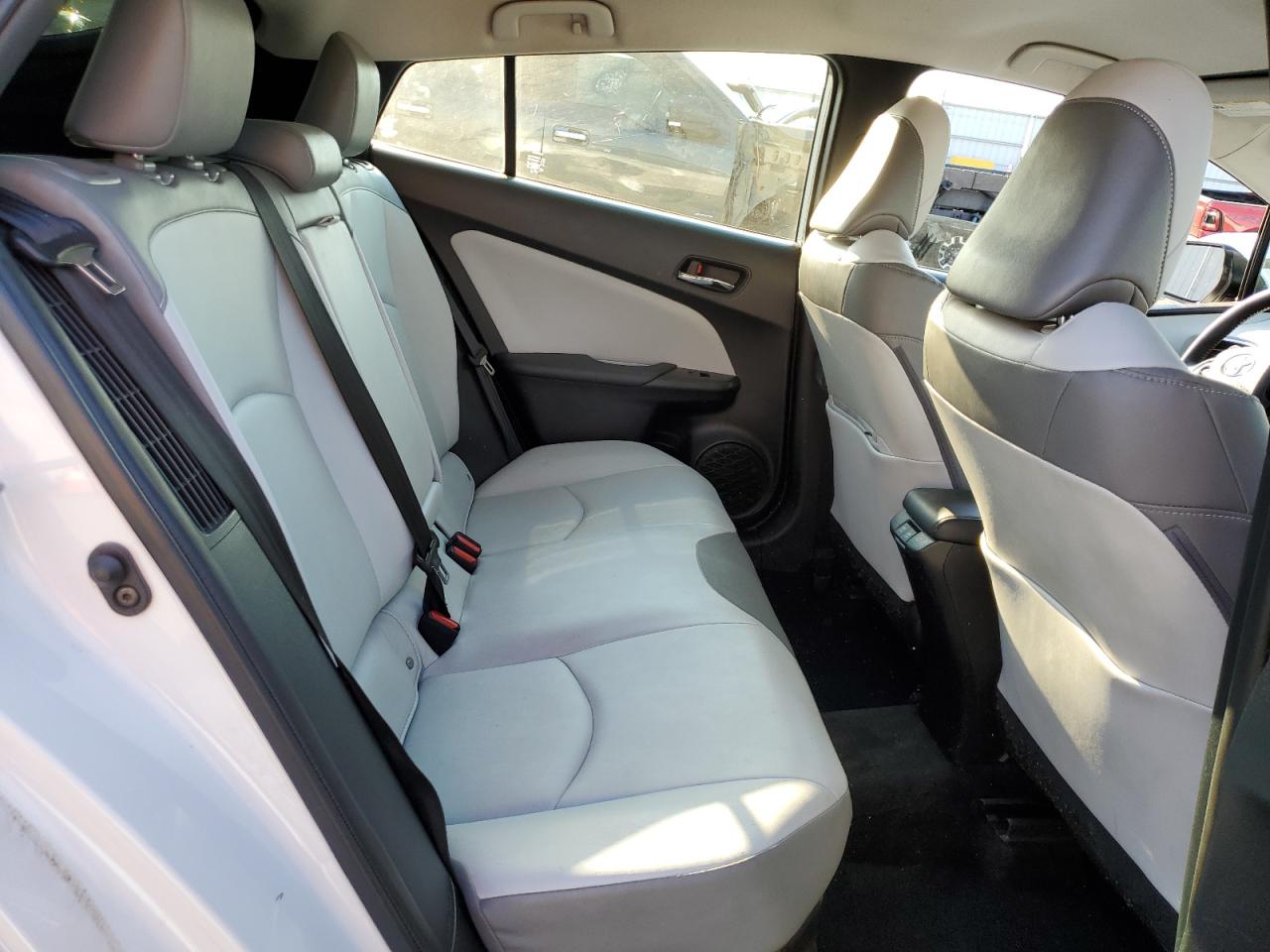 2022 Toyota Prius Prime Le VIN: JTDKAMFP7N3206245 Lot: 62636364