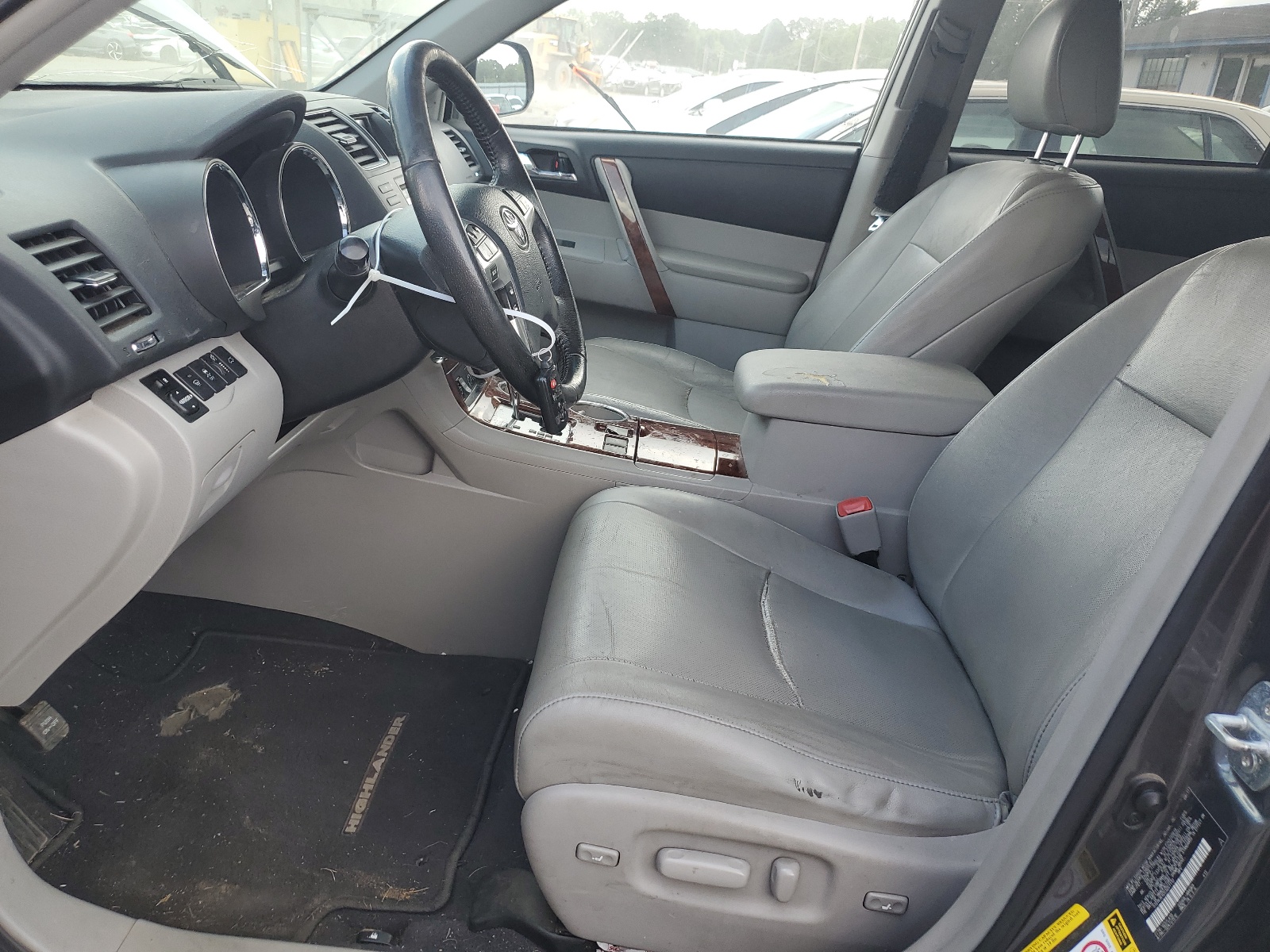 5TDYK3EH2CS051112 2012 Toyota Highlander Limited