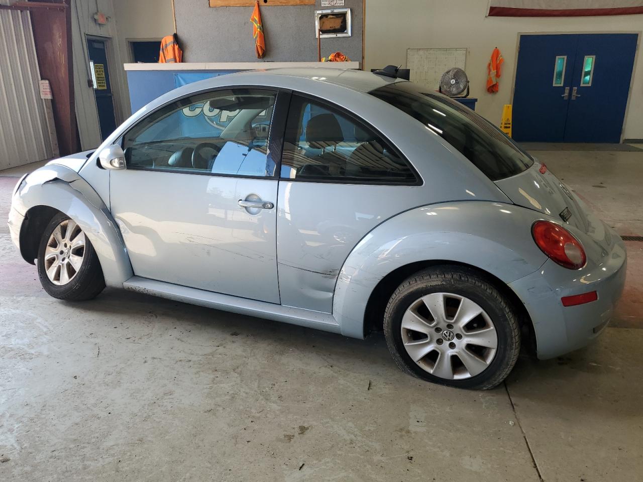 3VWRG3AG5AM017193 2010 Volkswagen New Beetle