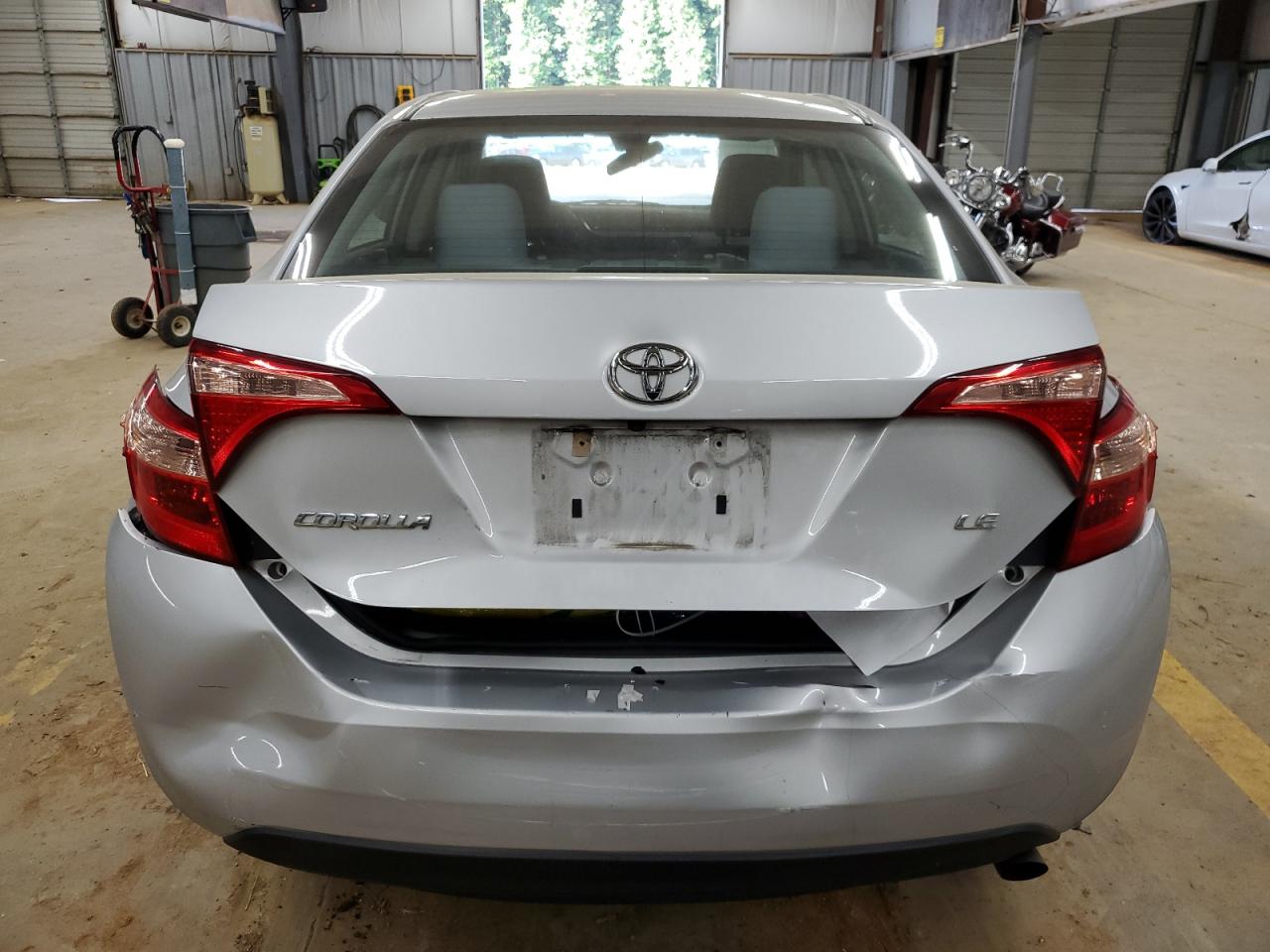 2019 Toyota Corolla L VIN: 2T1BURHE3KC236636 Lot: 64752584