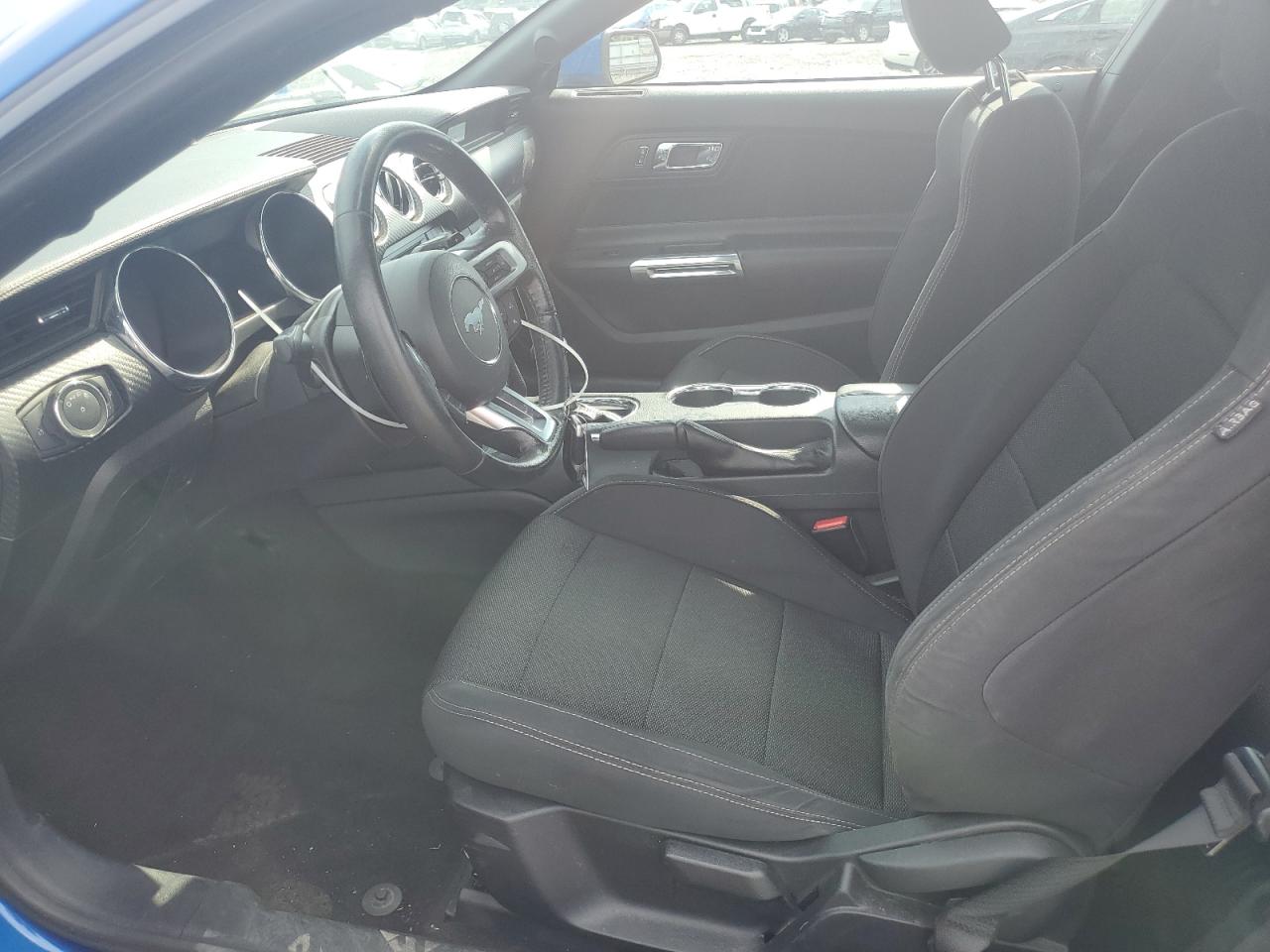 2017 Ford Mustang VIN: 1FA6P8AM9H5256258 Lot: 61675584