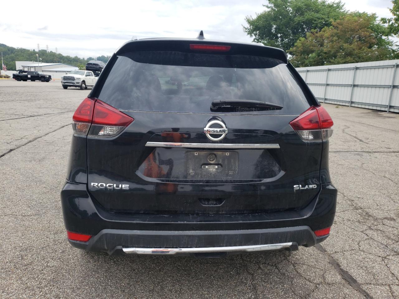 2018 Nissan Rogue S VIN: 5N1AT2MVXJC728711 Lot: 63454344