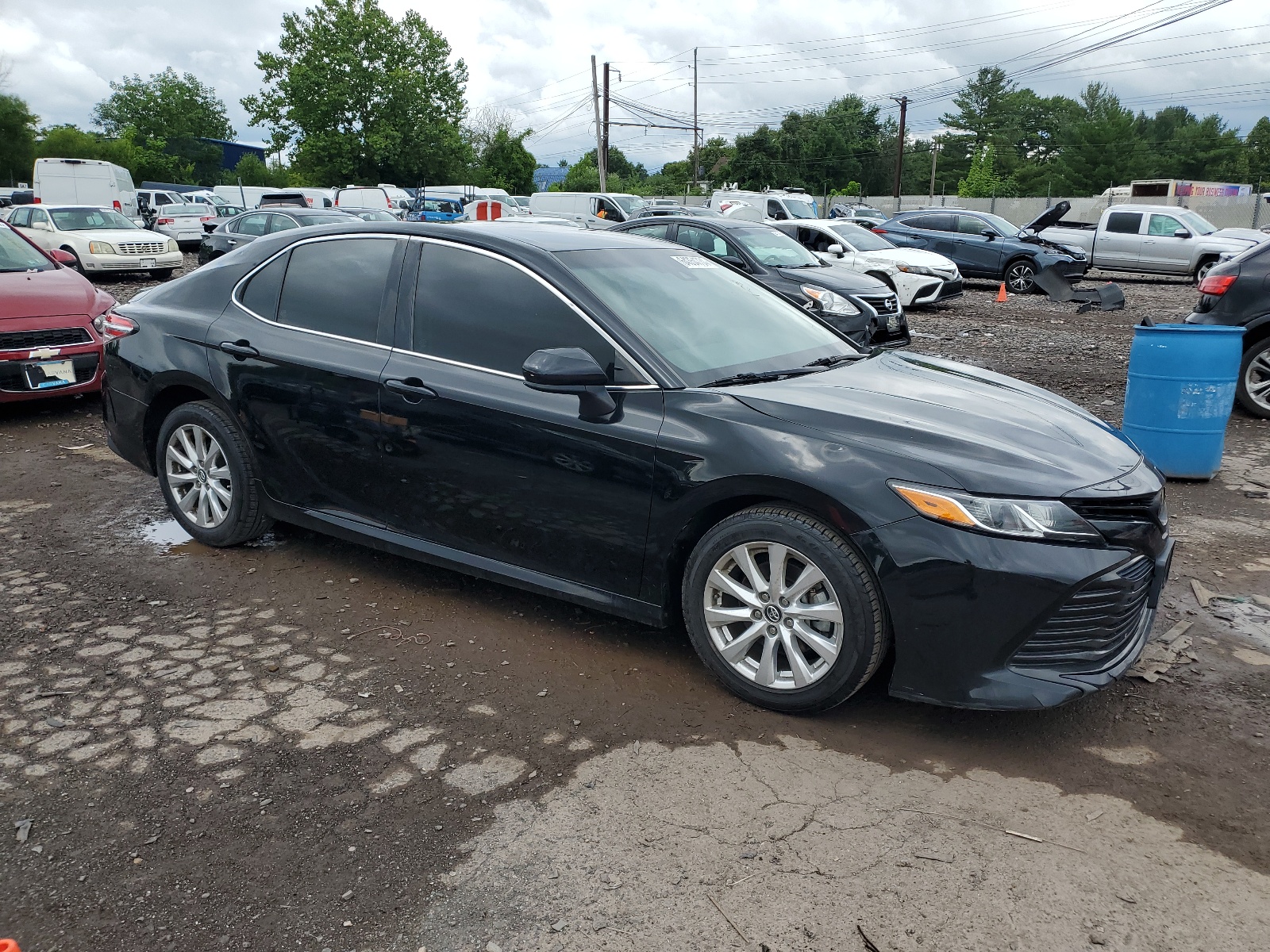 2018 Toyota Camry L vin: 4T1B11HK7JU058601