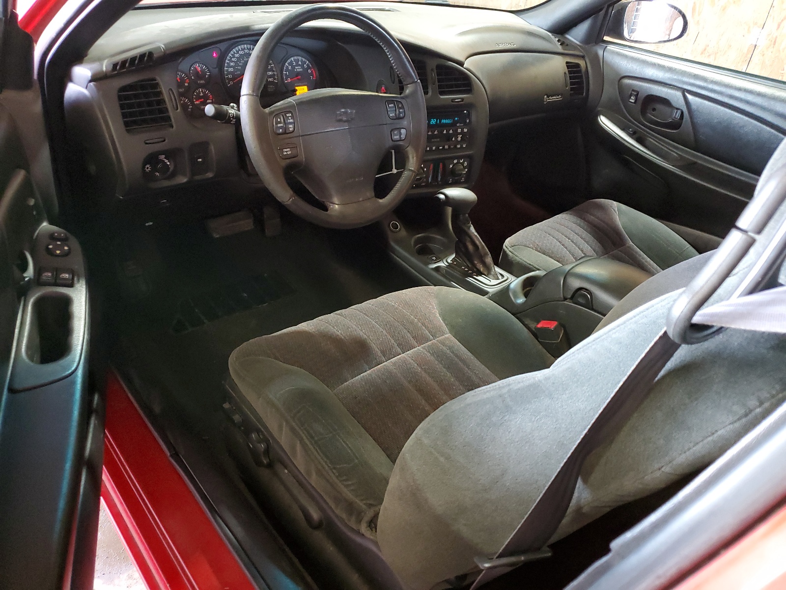 2G1WX12K4Y9200027 2000 Chevrolet Monte Carlo Ss