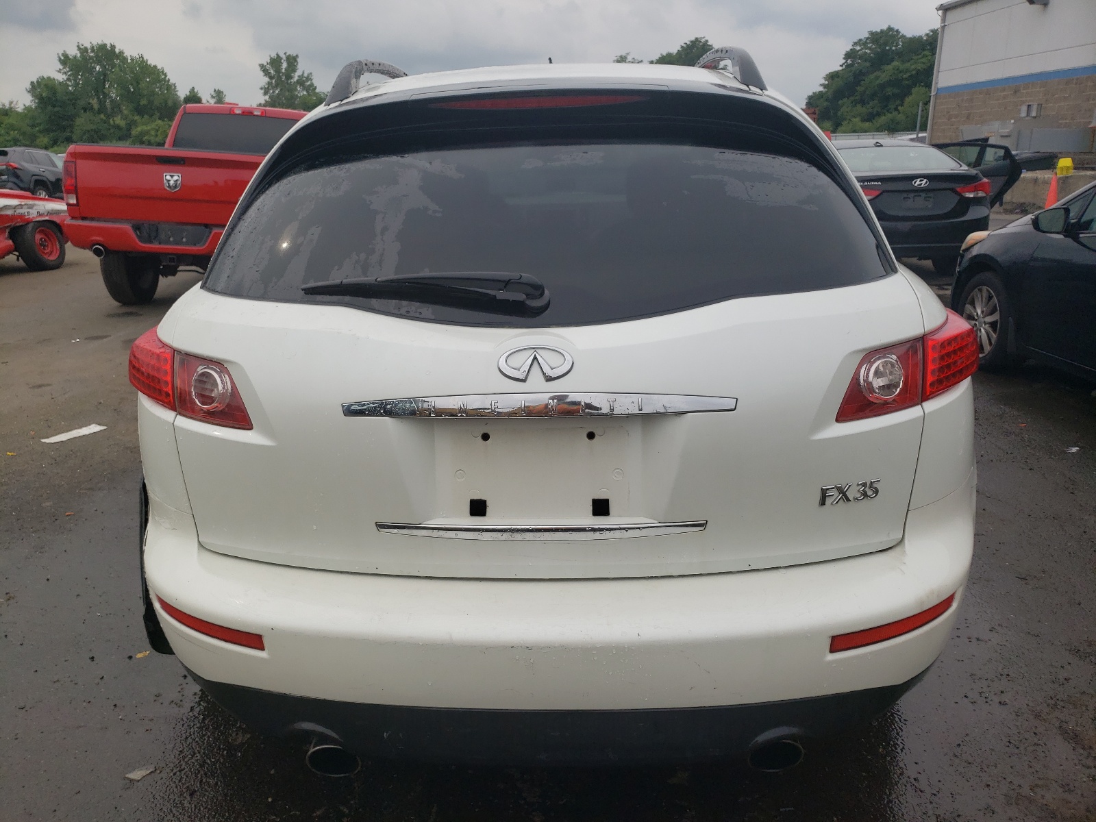 JNRAS08W54X200179 2004 Infiniti Fx35