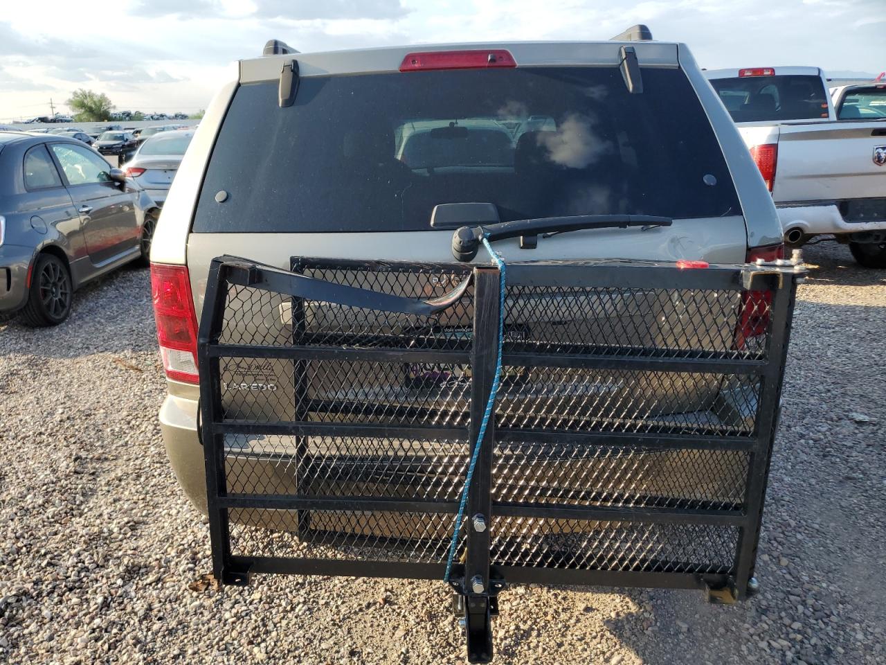 2006 Jeep Grand Cherokee Laredo VIN: 1J4GS48K16C230170 Lot: 64117654