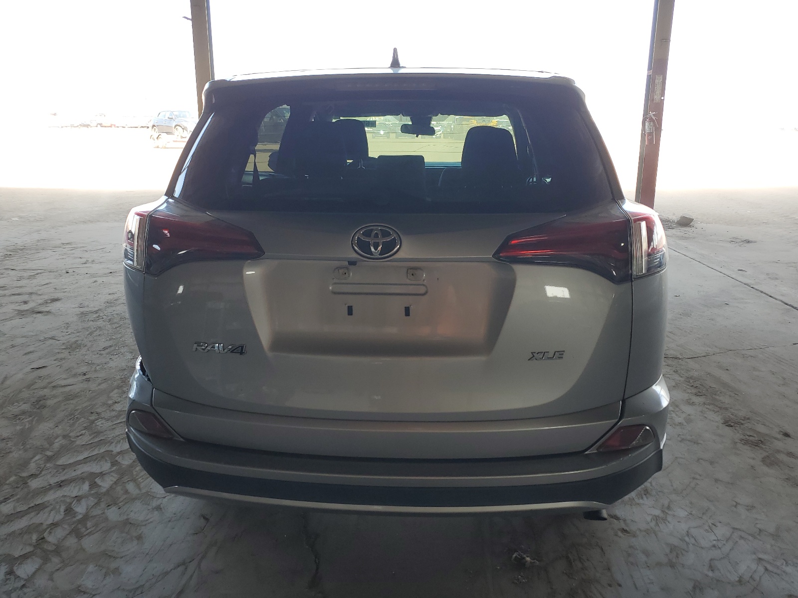 2018 Toyota Rav4 Adventure vin: JTMWFREVXJD129486