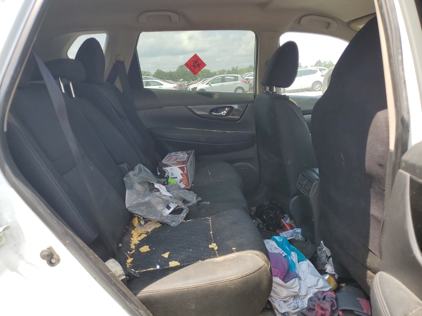 KNMAT2MV6JP550227 2018 Nissan Rogue S