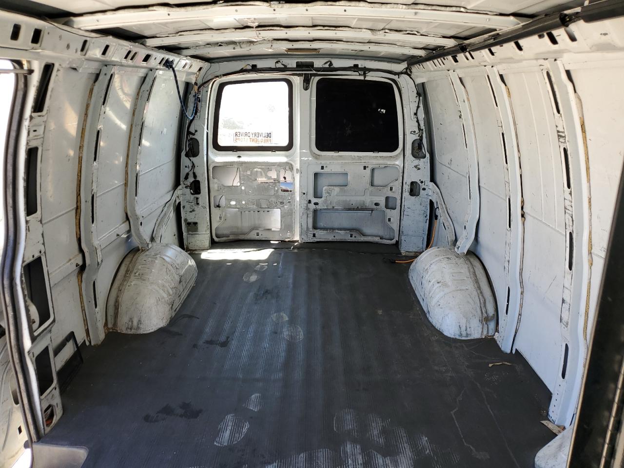 2003 Chevrolet Express G3500 VIN: 1GCHG39UX31148984 Lot: 63275644