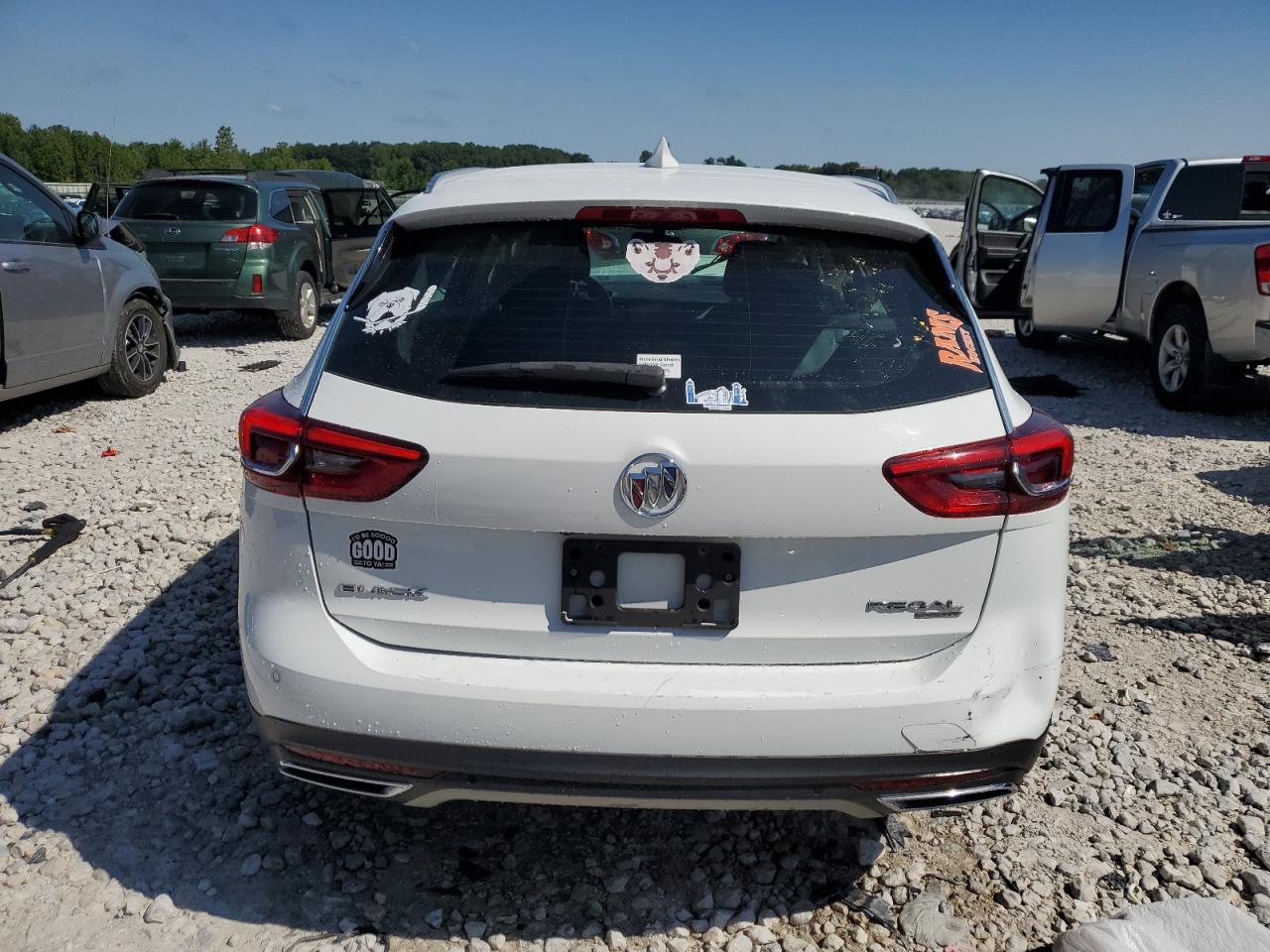 W04GU8SX9J1098429 2018 Buick Regal Tourx Preferred