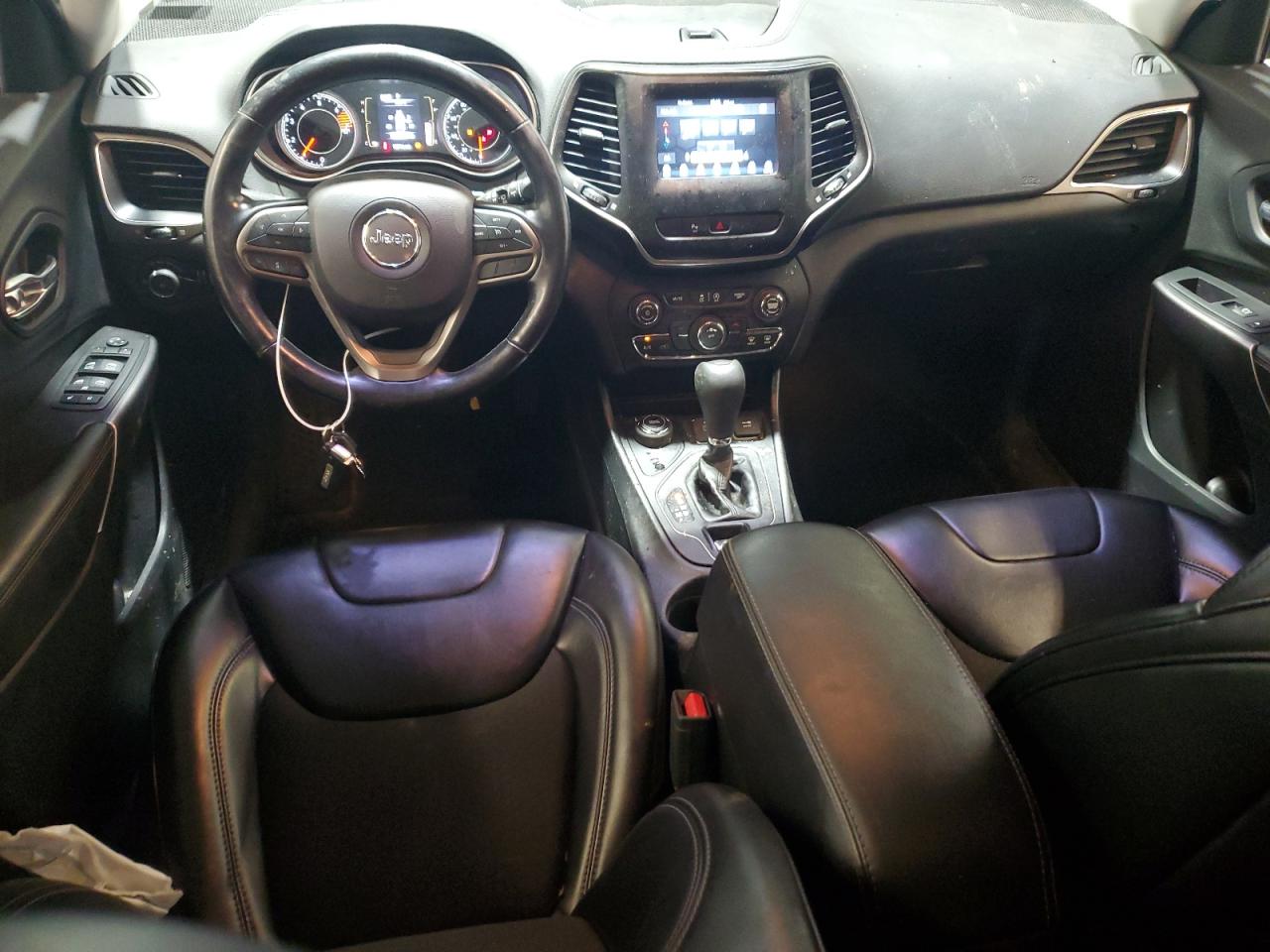 2019 Jeep Grand Cherokee - Image 8