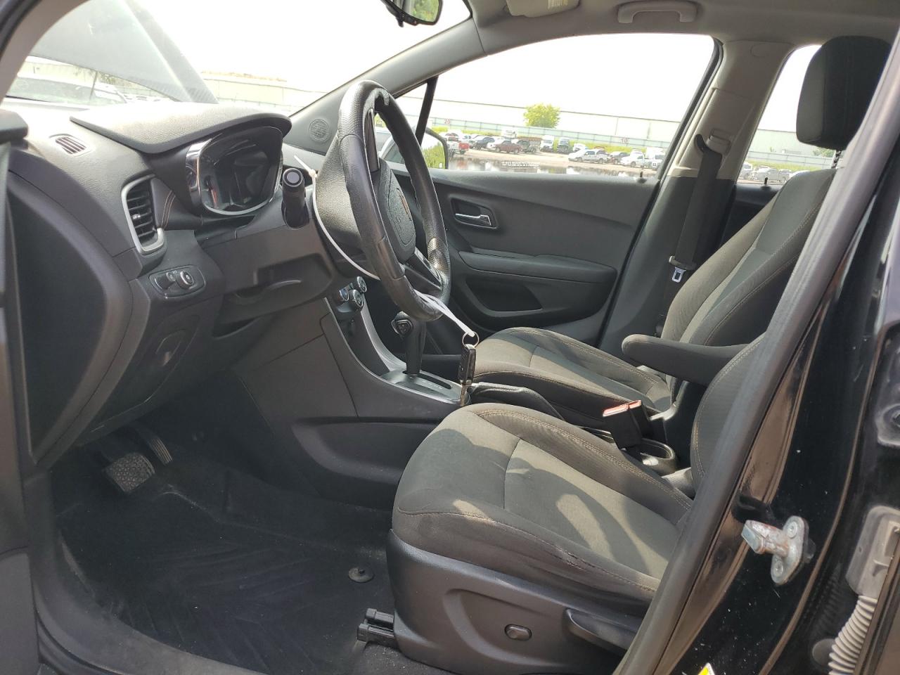 2018 Chevrolet Trax Ls VIN: 3GNCJNSB8JL168275 Lot: 60861934