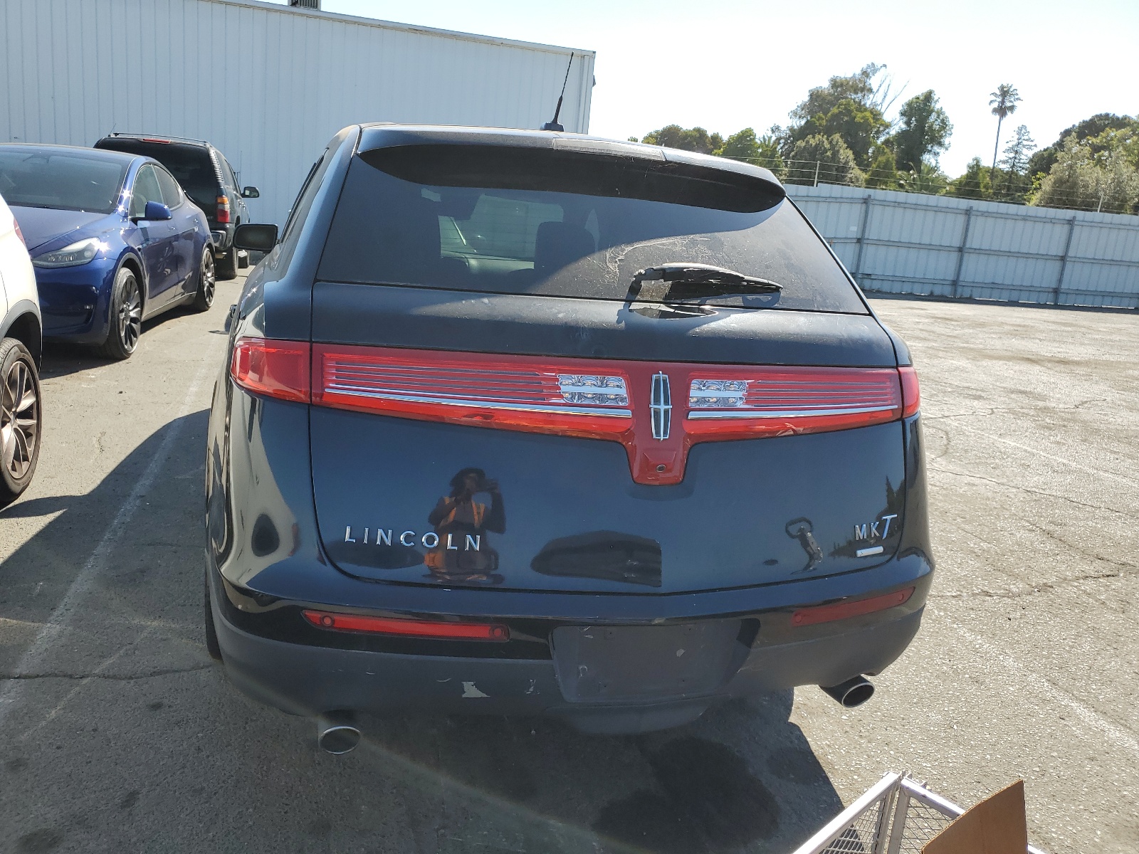 2012 Lincoln Mkt vin: 2LMHJ5AT3CBL52370