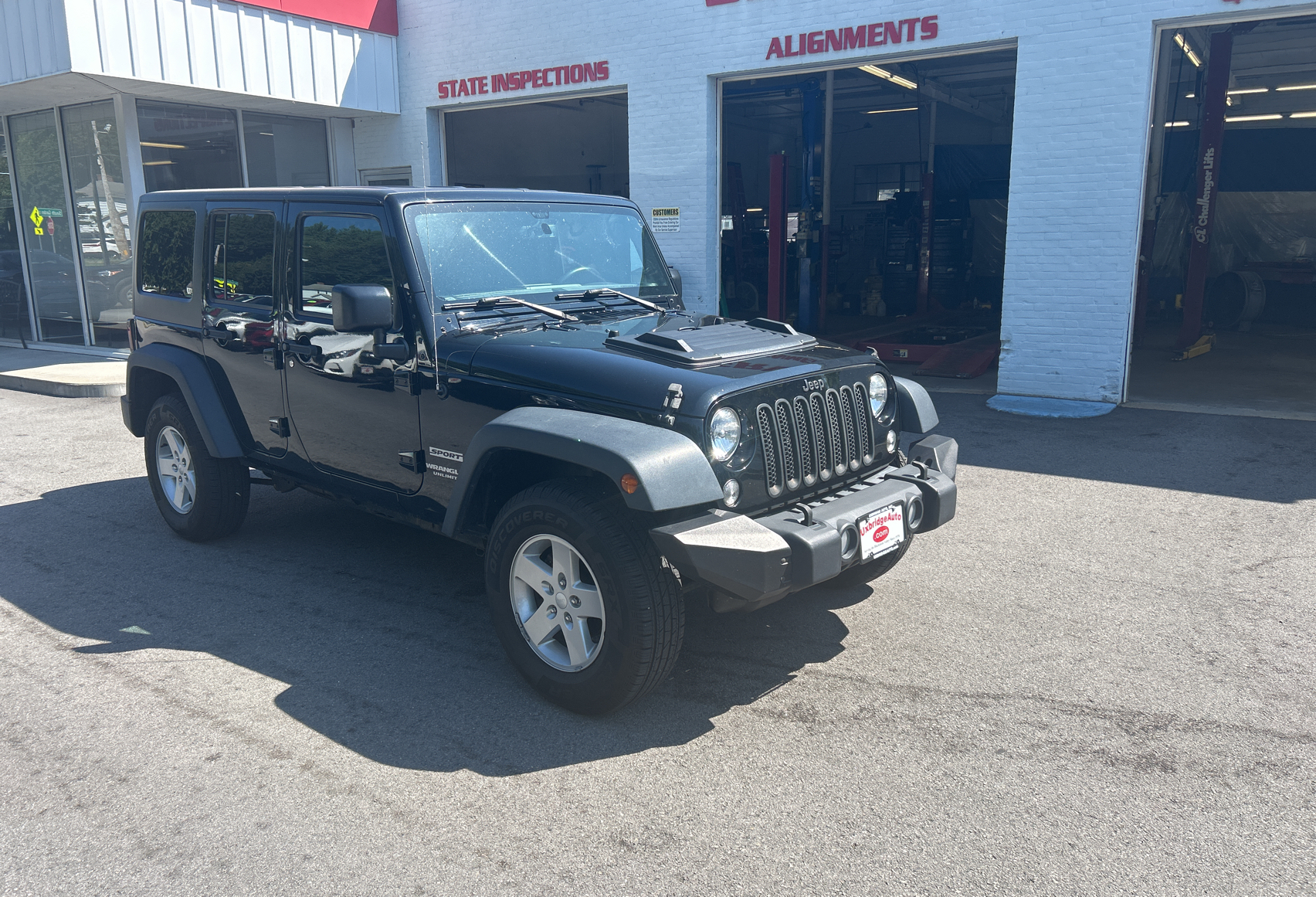 2015 Jeep Wrangler Unlimited Sport vin: 1C4BJWDG3FL518501