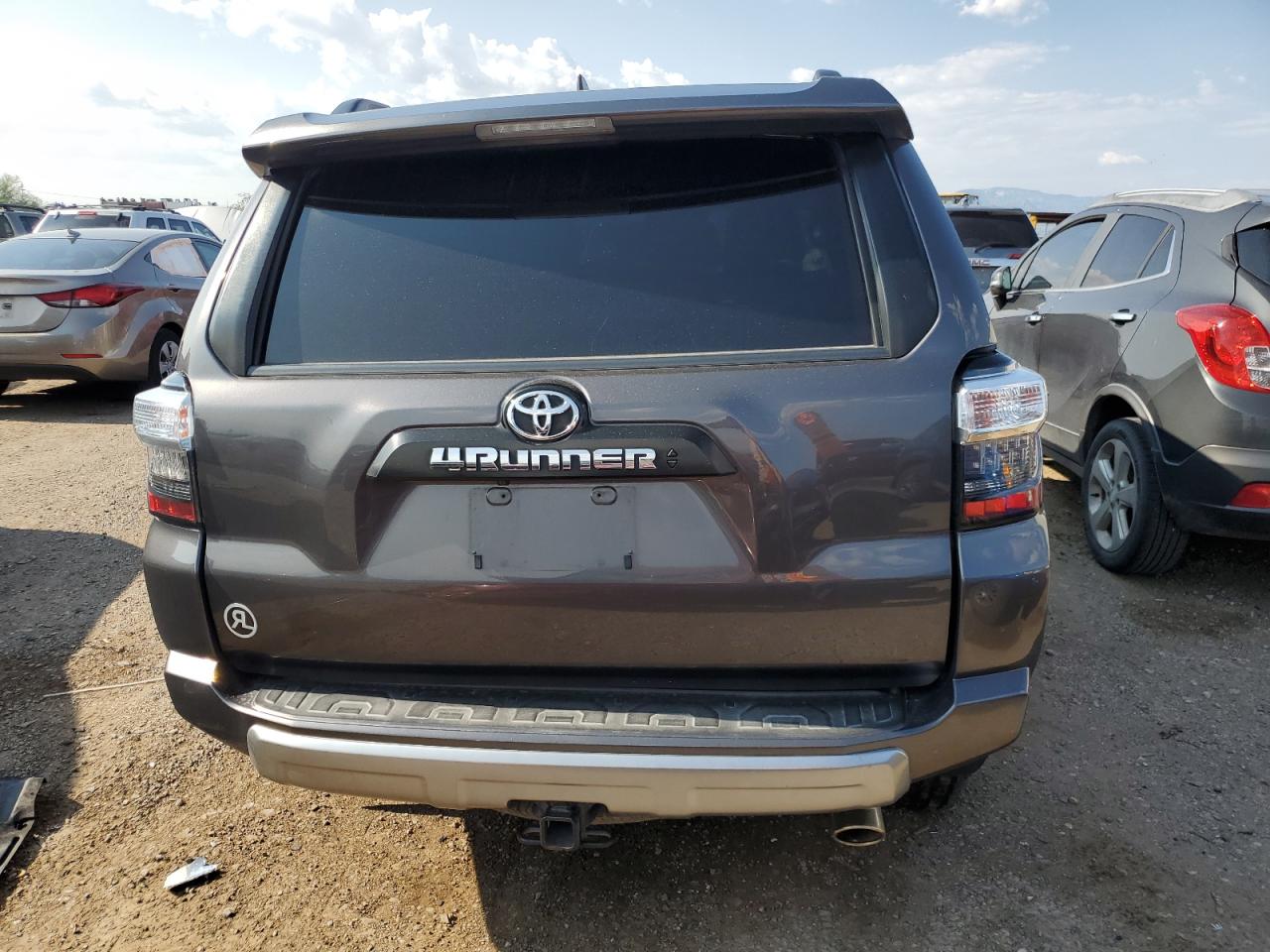 2020 Toyota 4Runner Sr5/Sr5 Premium VIN: JTEBU5JR9L5770479 Lot: 63696594