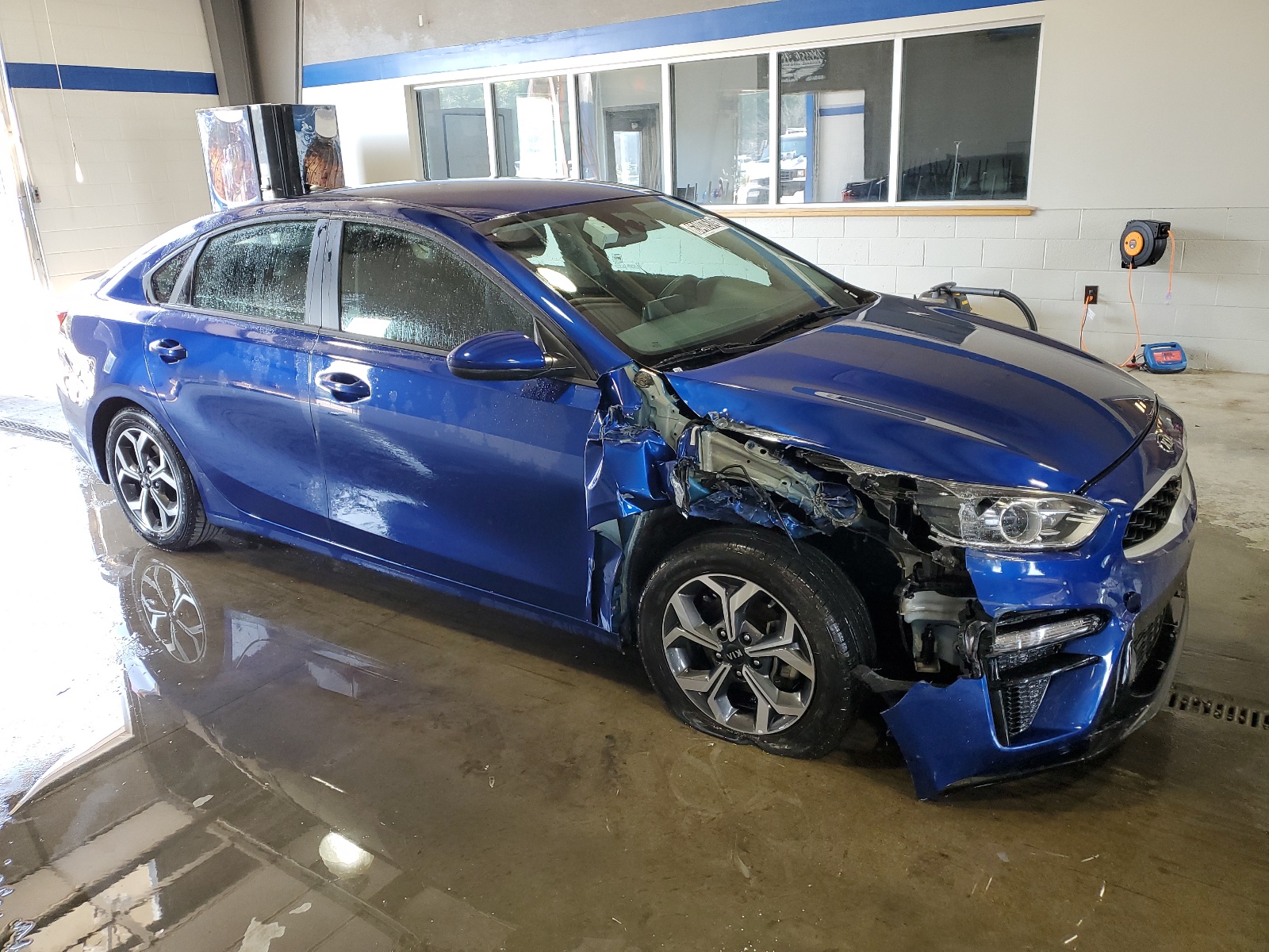 2019 Kia Forte Fe vin: 3KPF24AD2KE124651