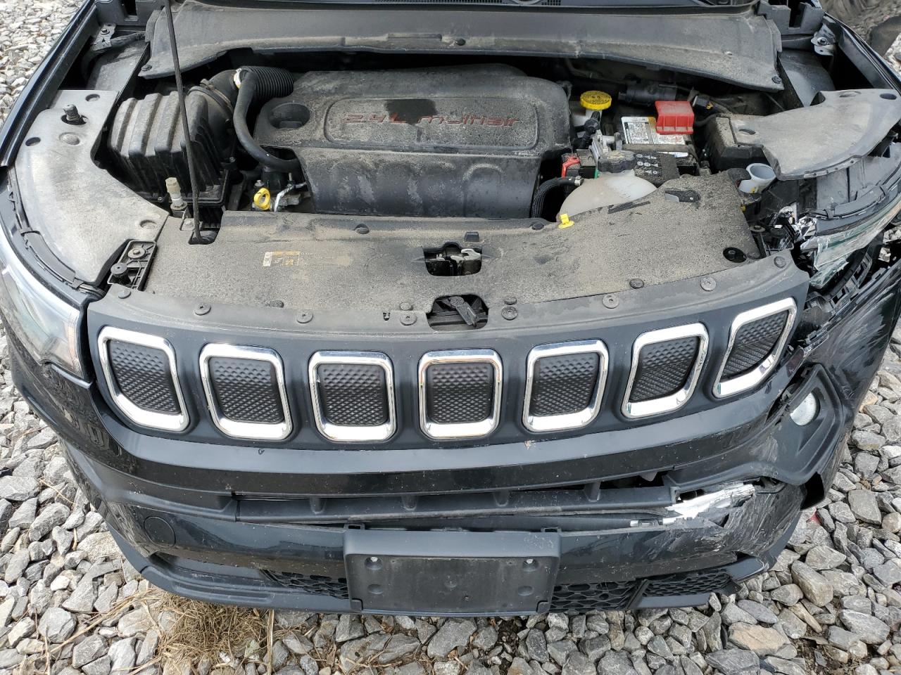 2022 Jeep Compass Latitude Lux VIN: 3C4NJDFB4NT230394 Lot: 65269764