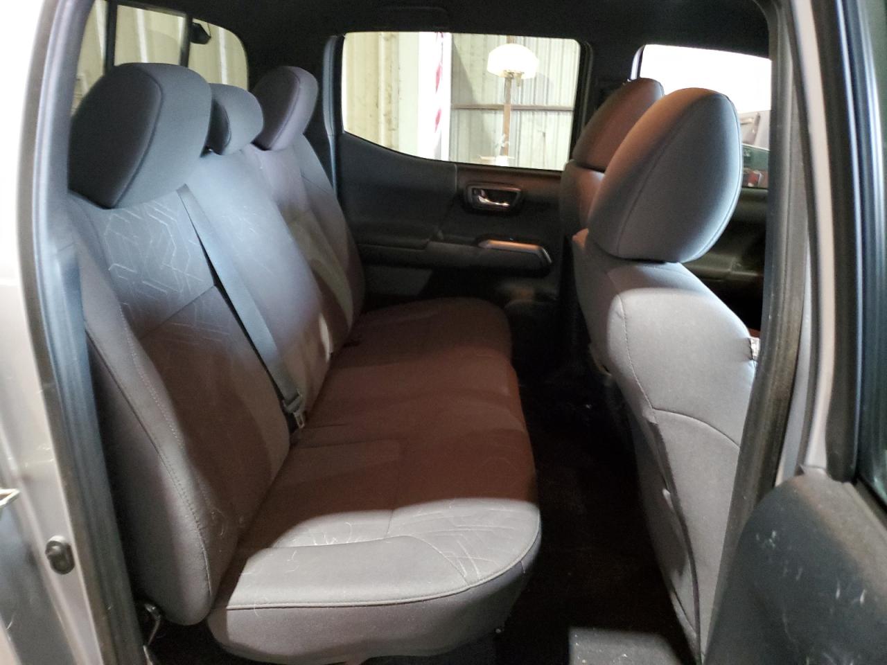 2018 Toyota Tacoma Double Cab VIN: 5TFAZ5CNXJX061945 Lot: 63689824