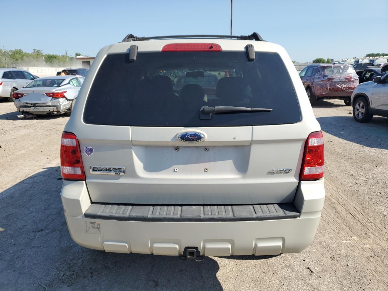 2008 Ford Escape Xlt VIN: 1FMCU93128KC14879 Lot: 63839714