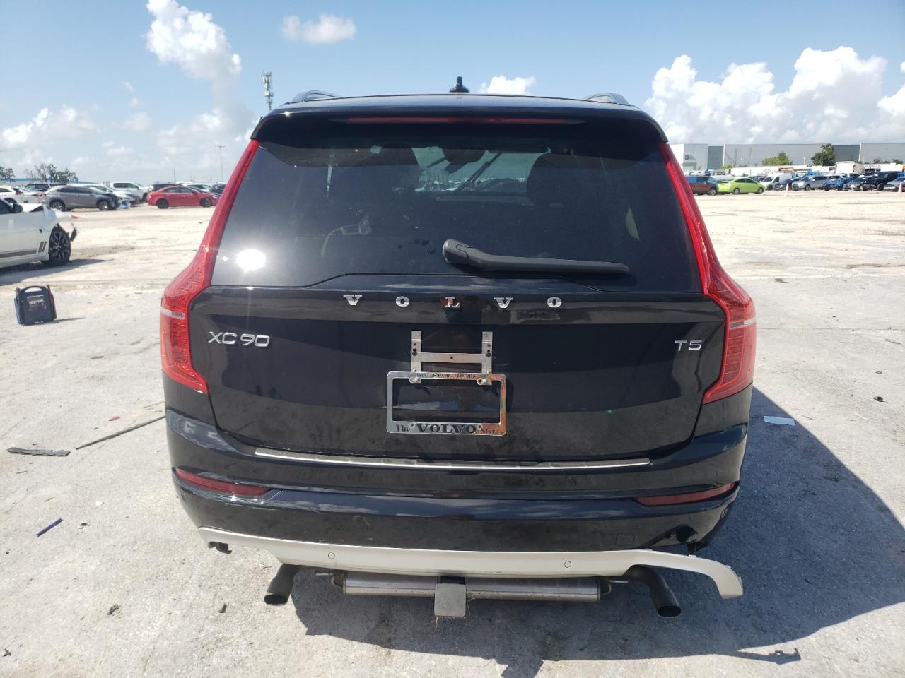 2021 Volvo Xc90 T5 Momentum VIN: YV4102CK7M1738288 Lot: 61656304