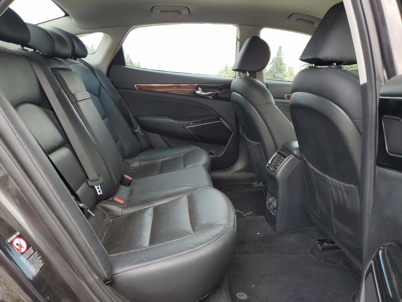 2017 Kia Cadenza Premium VIN: KNALB4J10H5036501 Lot: 64830534