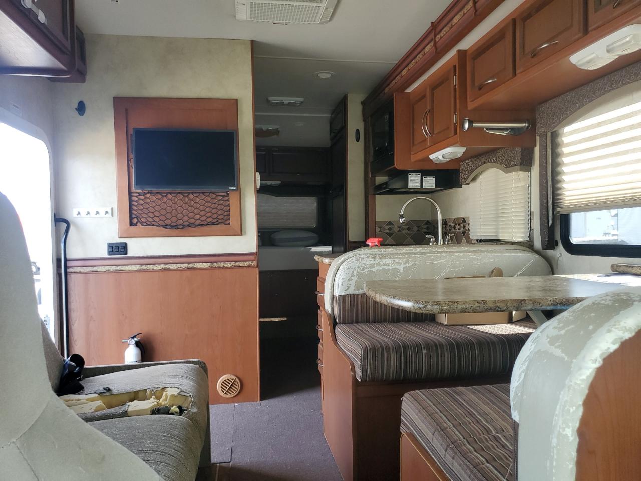 2012 Ford Econoline E450 Super Duty Cutaway Van VIN: 1FDXE4FS5CDB15685 Lot: 63648894