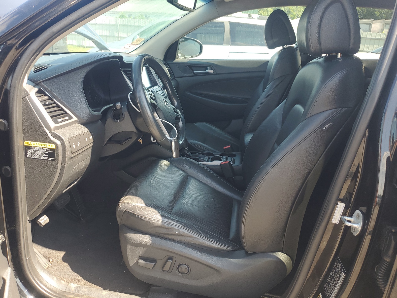 KM8J3CA29GU175973 2016 Hyundai Tucson Limited